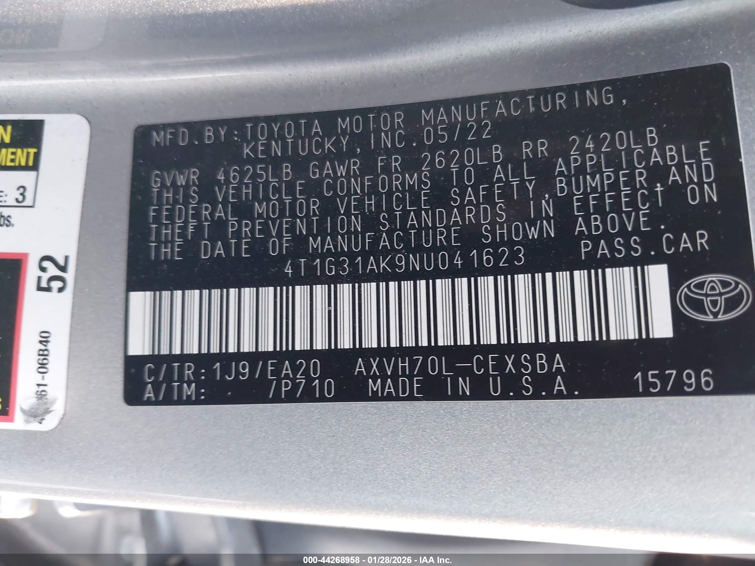 TOYOTA CAMRY image 9