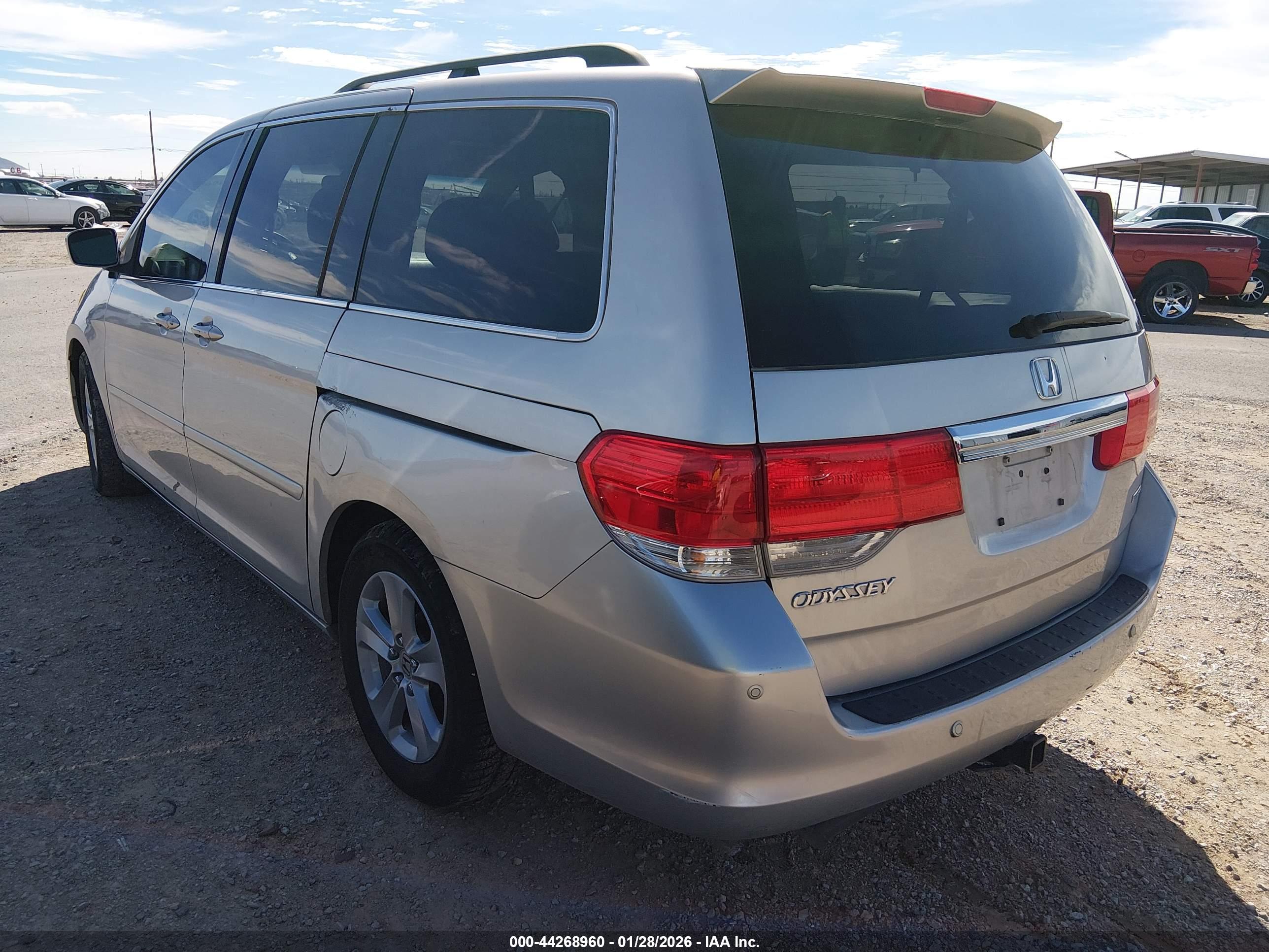 HONDA ODYSSEY image 3