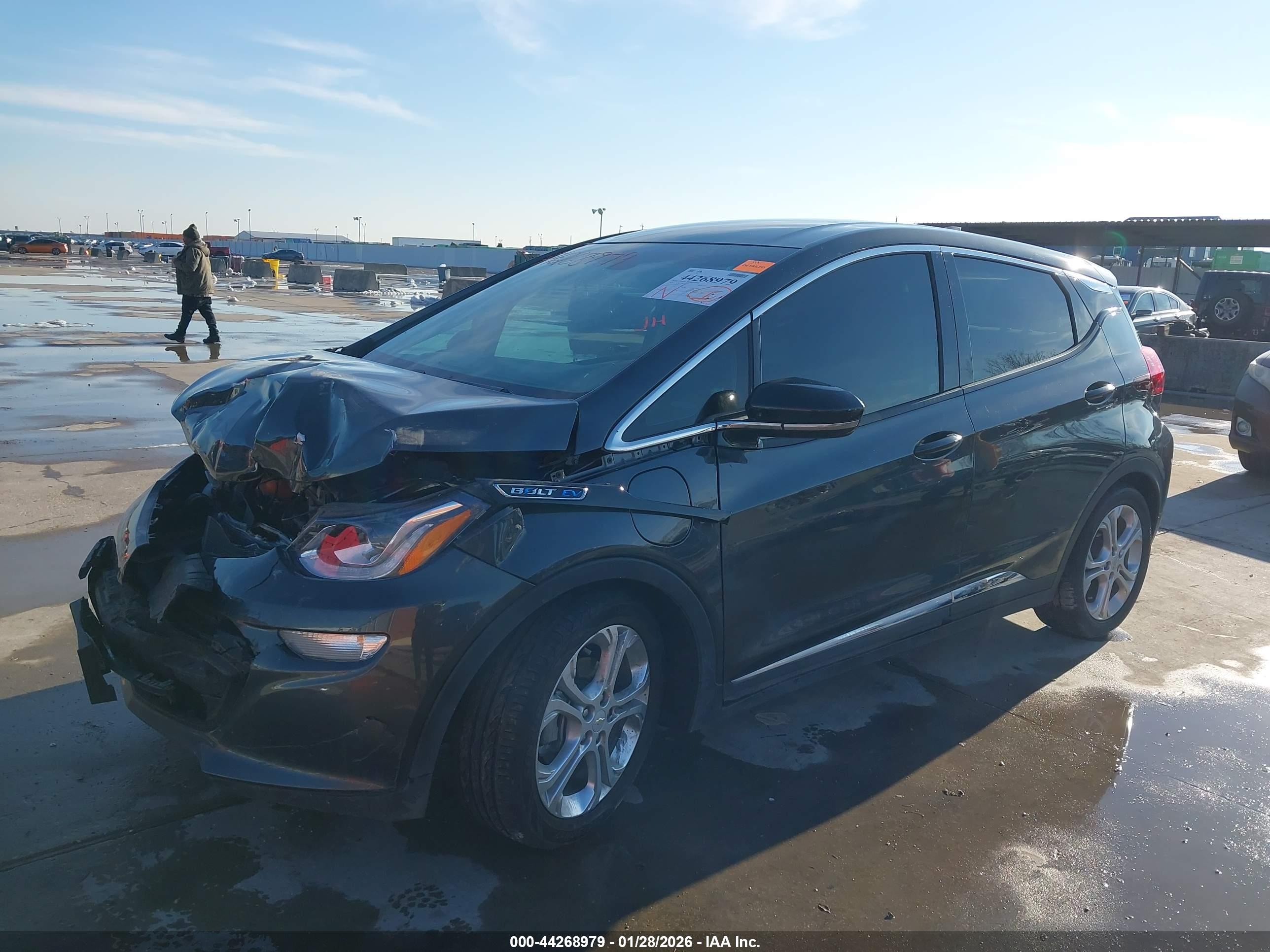 CHEVROLET BOLT image 2
