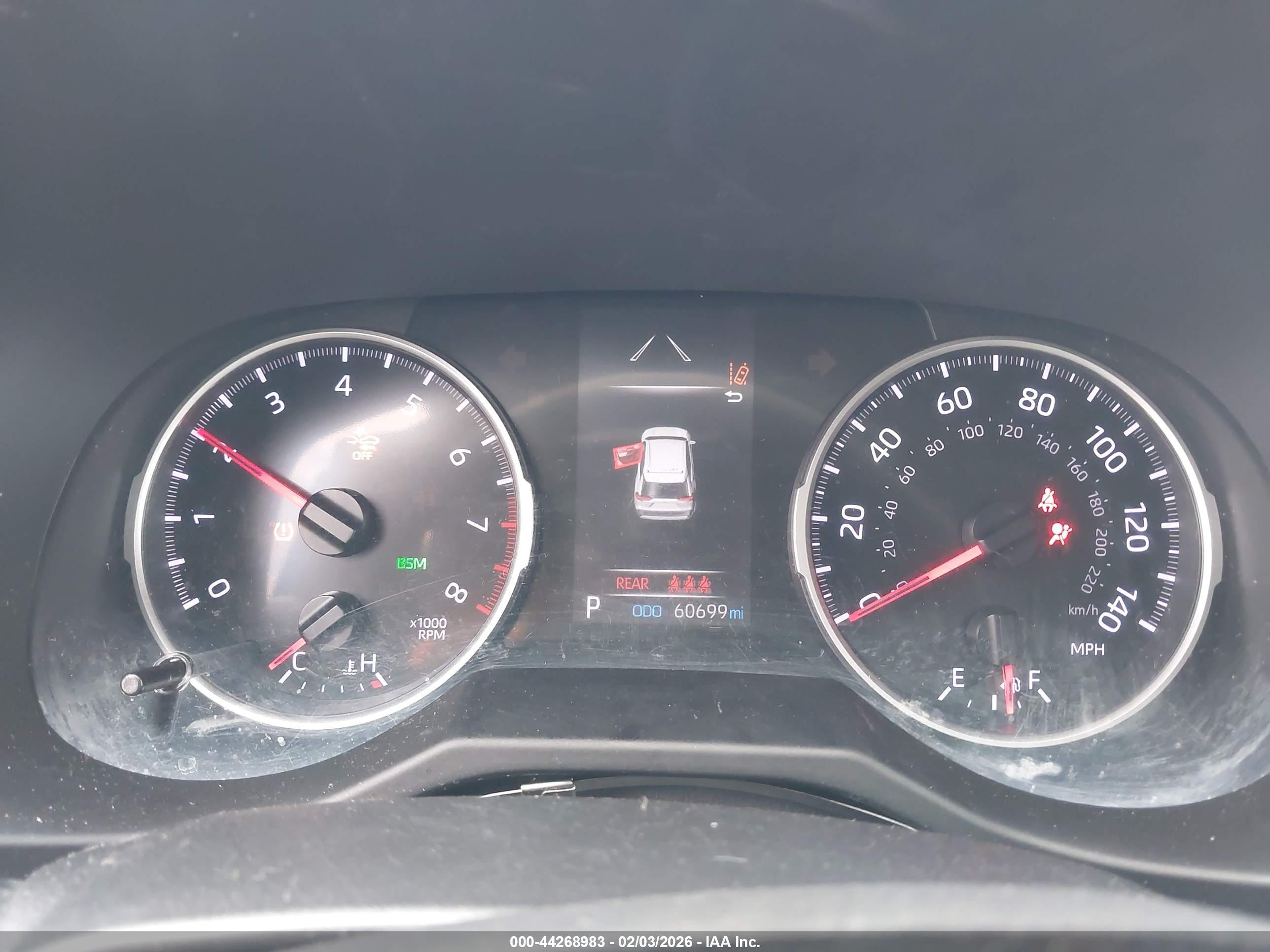 TOYOTA RAV4 image 7