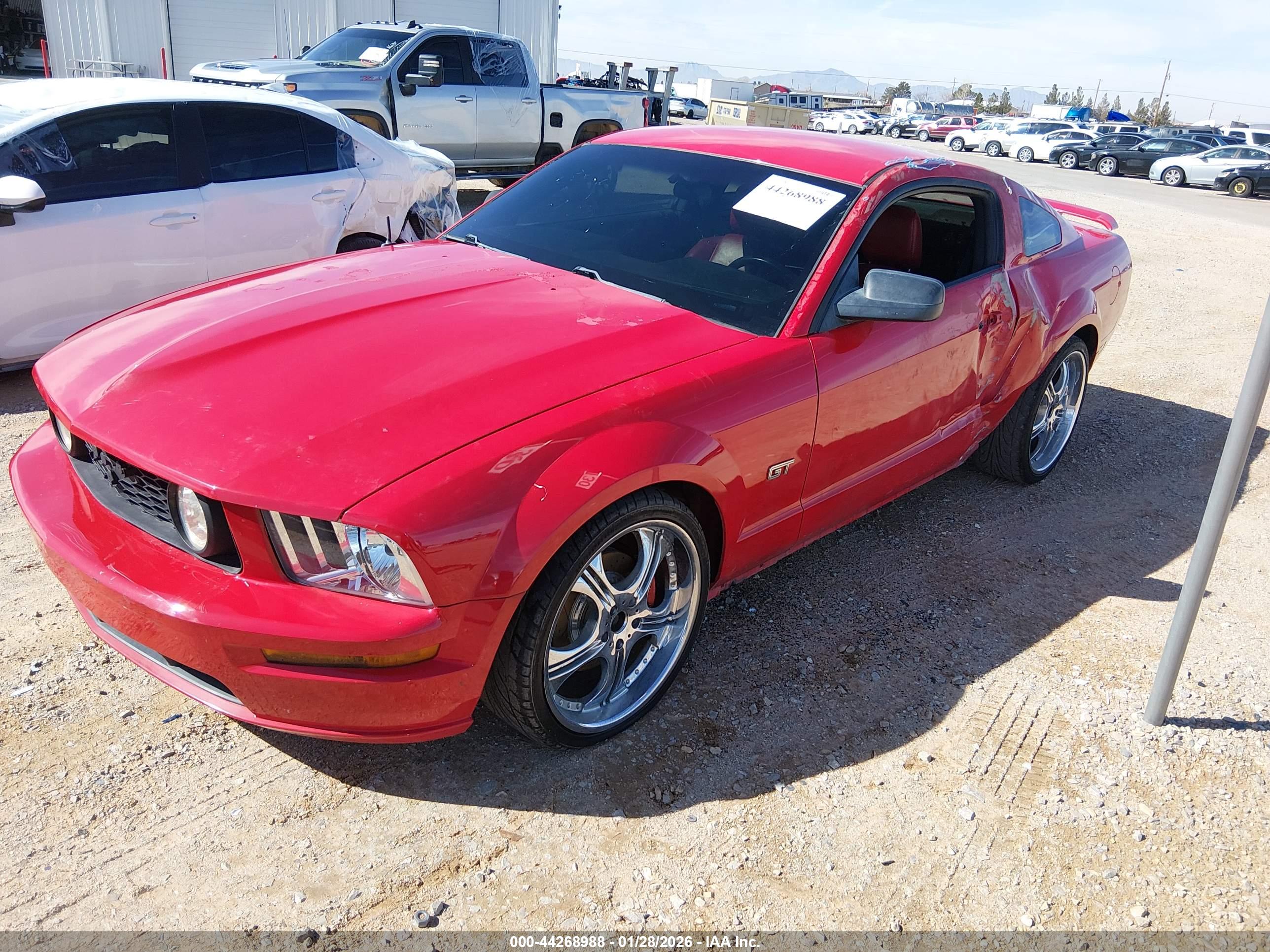 FORD MUSTANG image 2