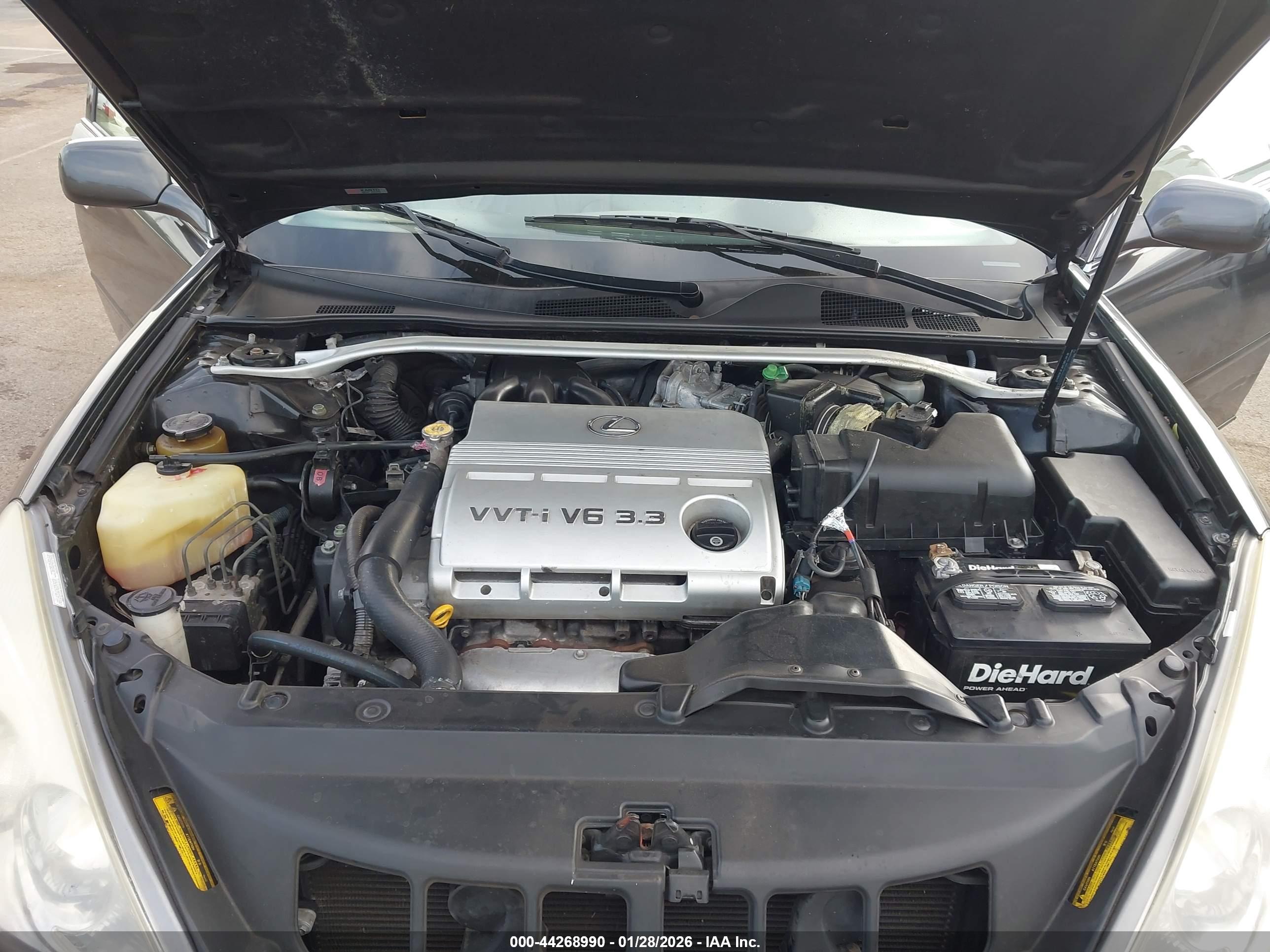 LEXUS ES image 10