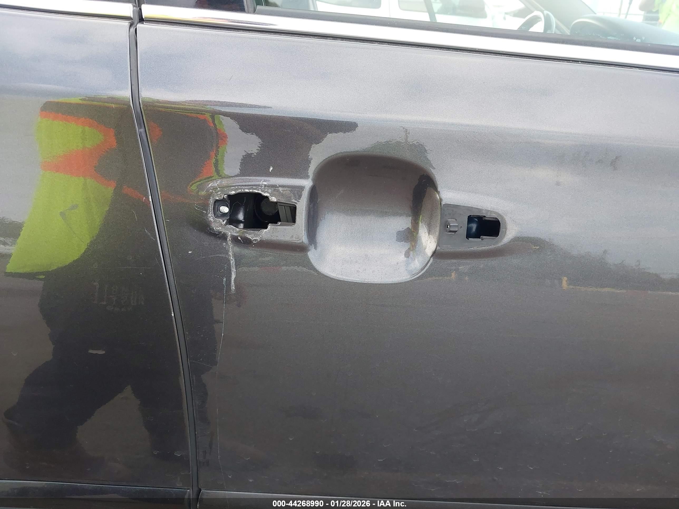 LEXUS ES image 6