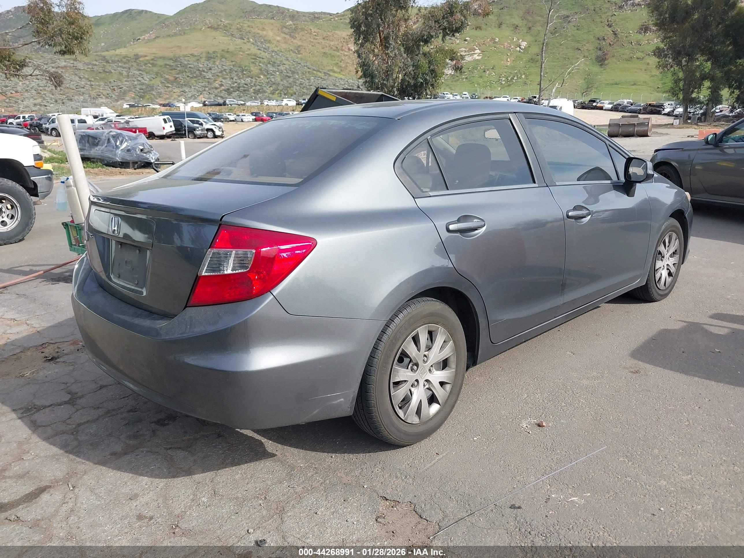 HONDA CIVIC image 4