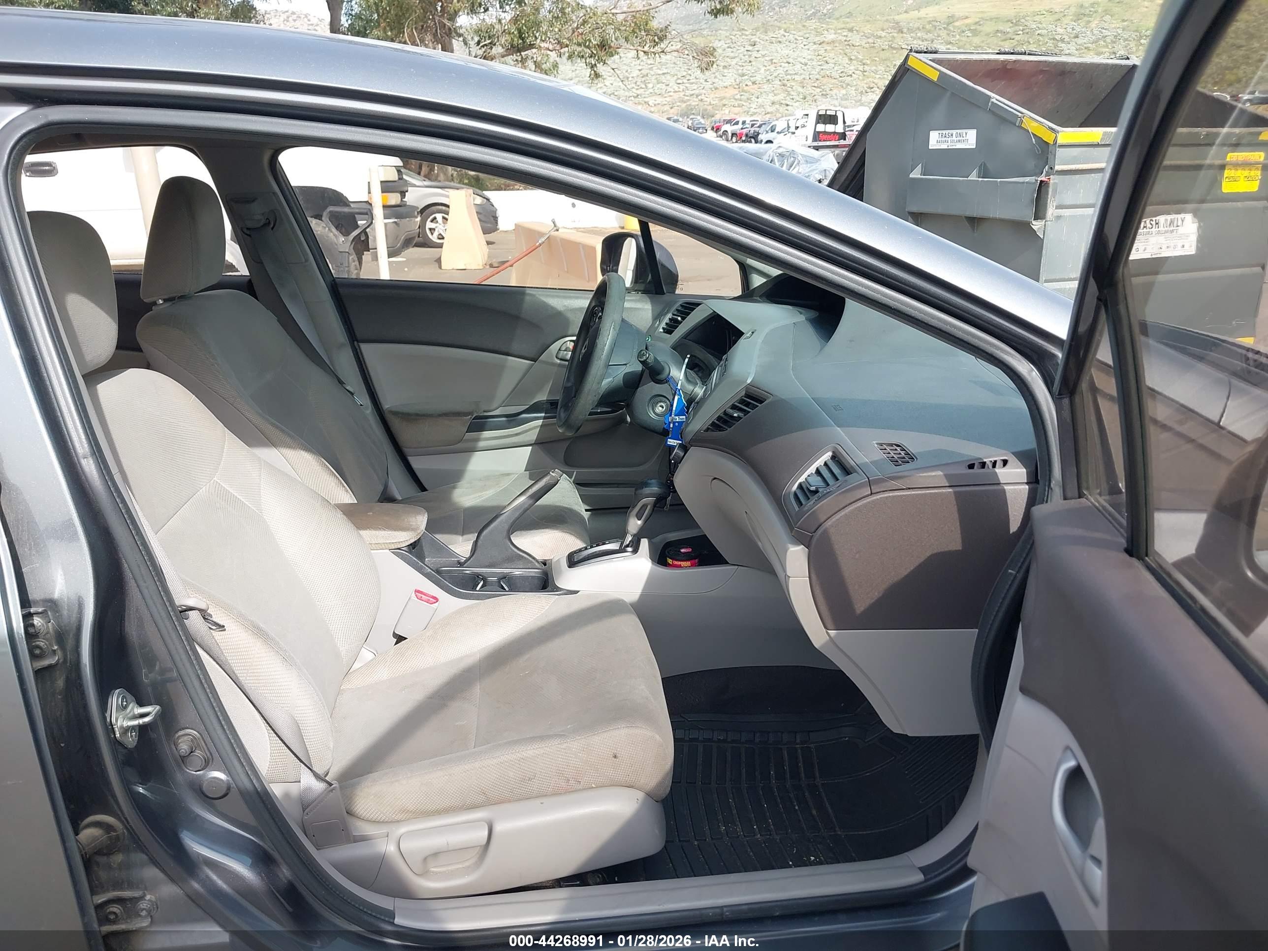HONDA CIVIC image 5
