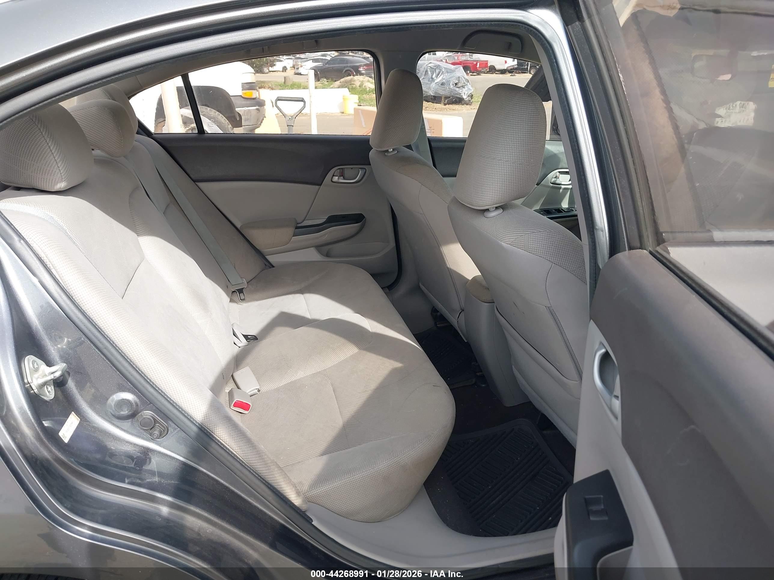 HONDA CIVIC image 8