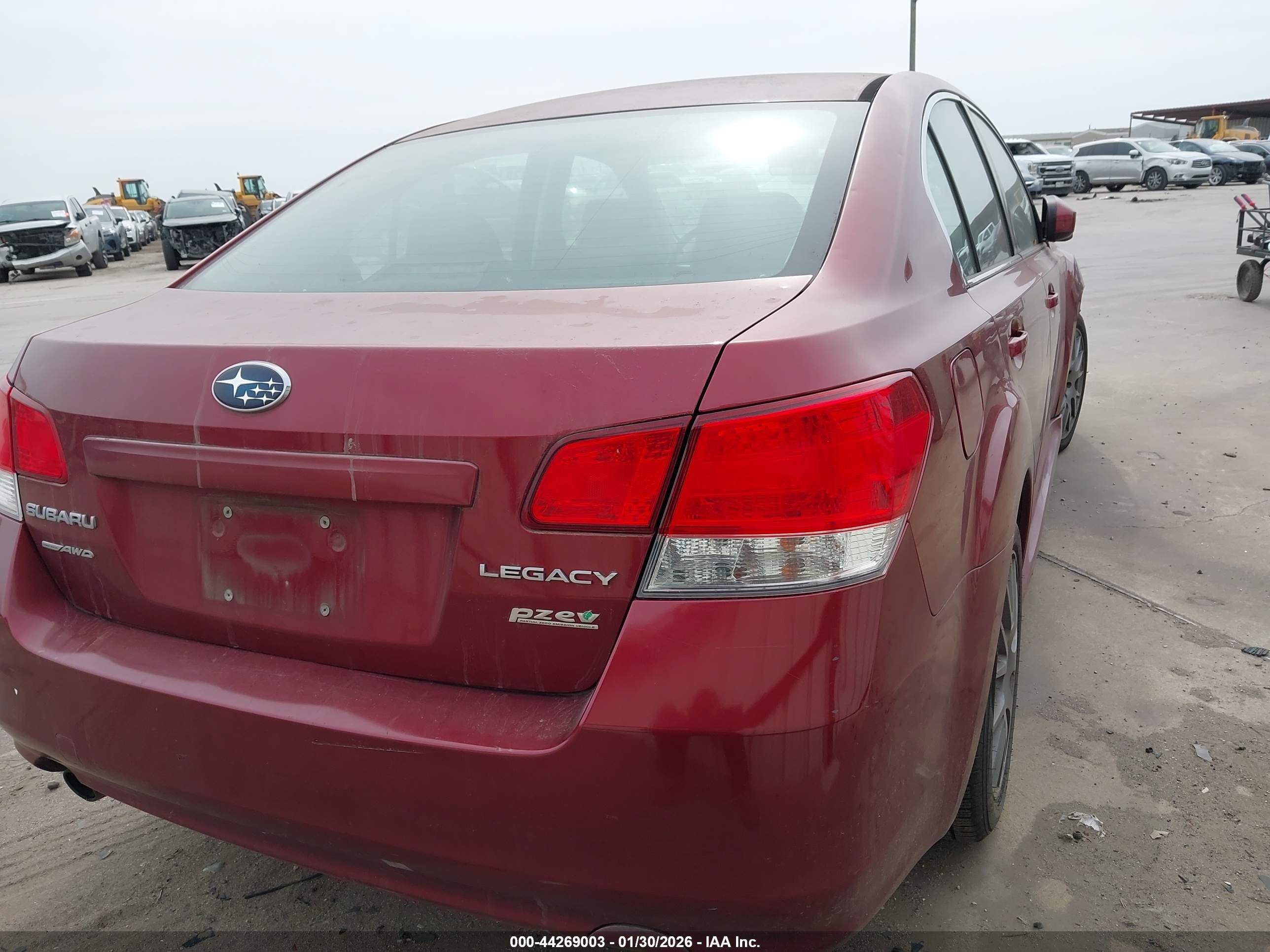 SUBARU LEGACY image 4
