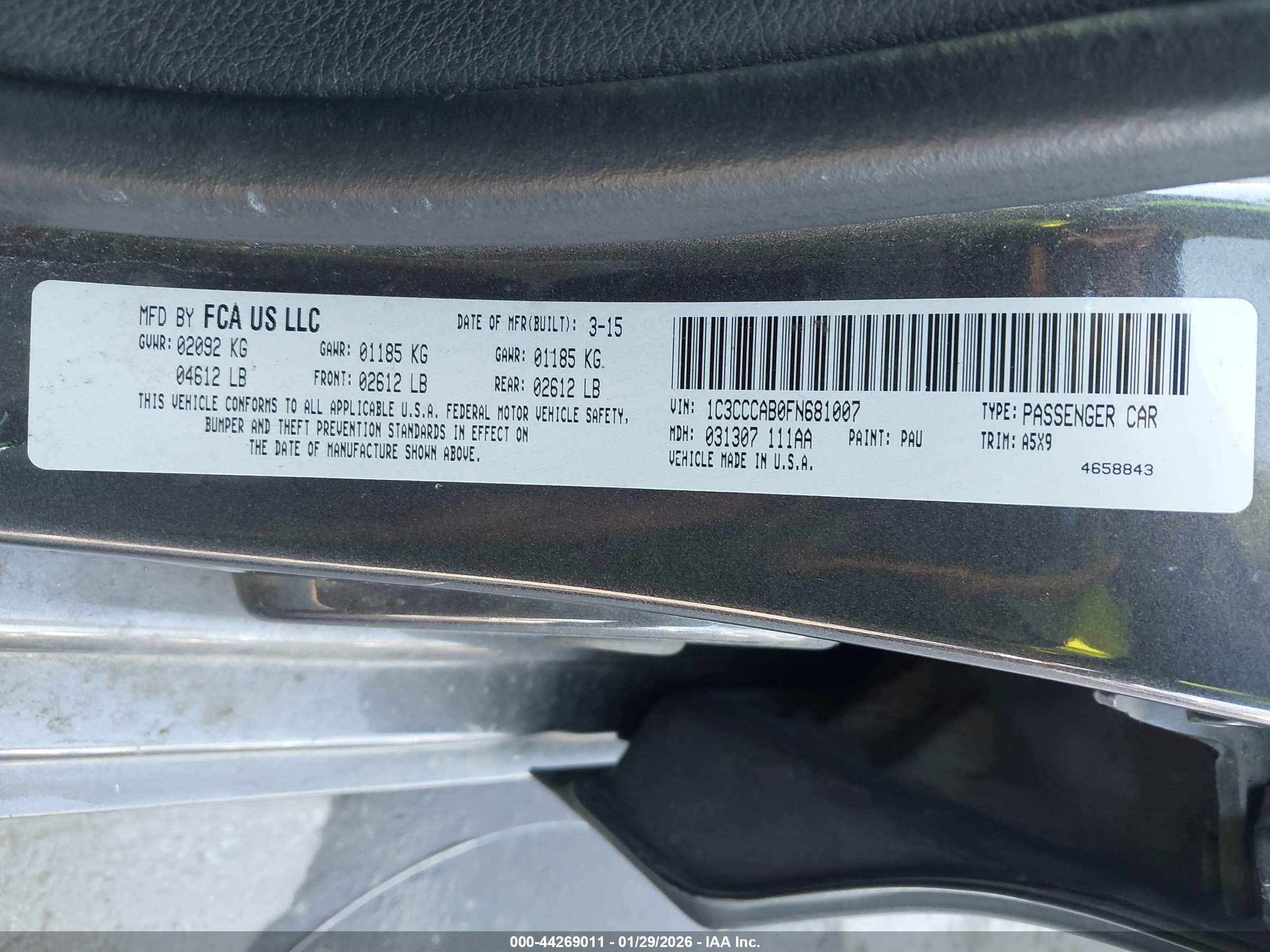 CHRYSLER 200 image 9