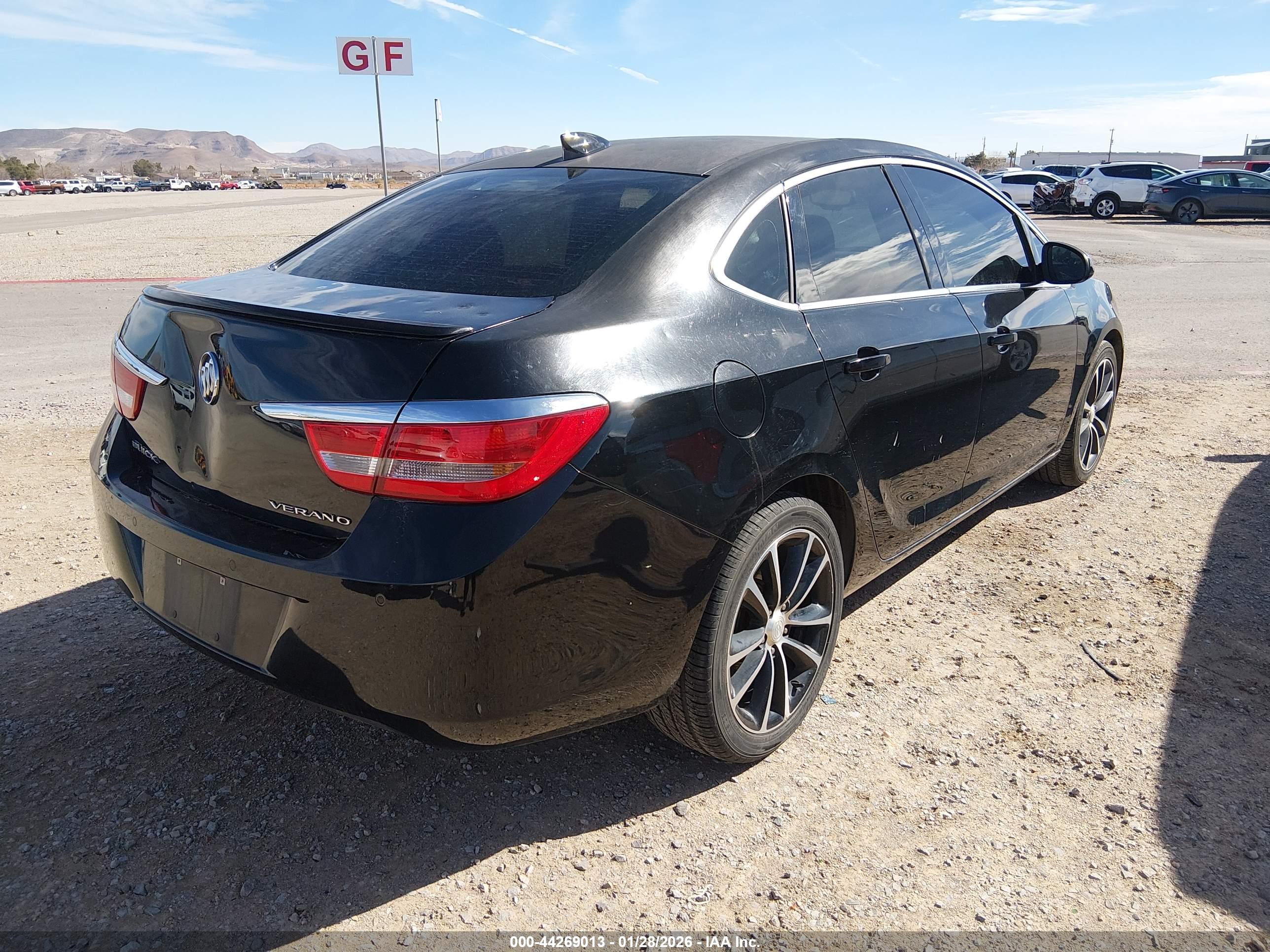 BUICK VERANO image 4