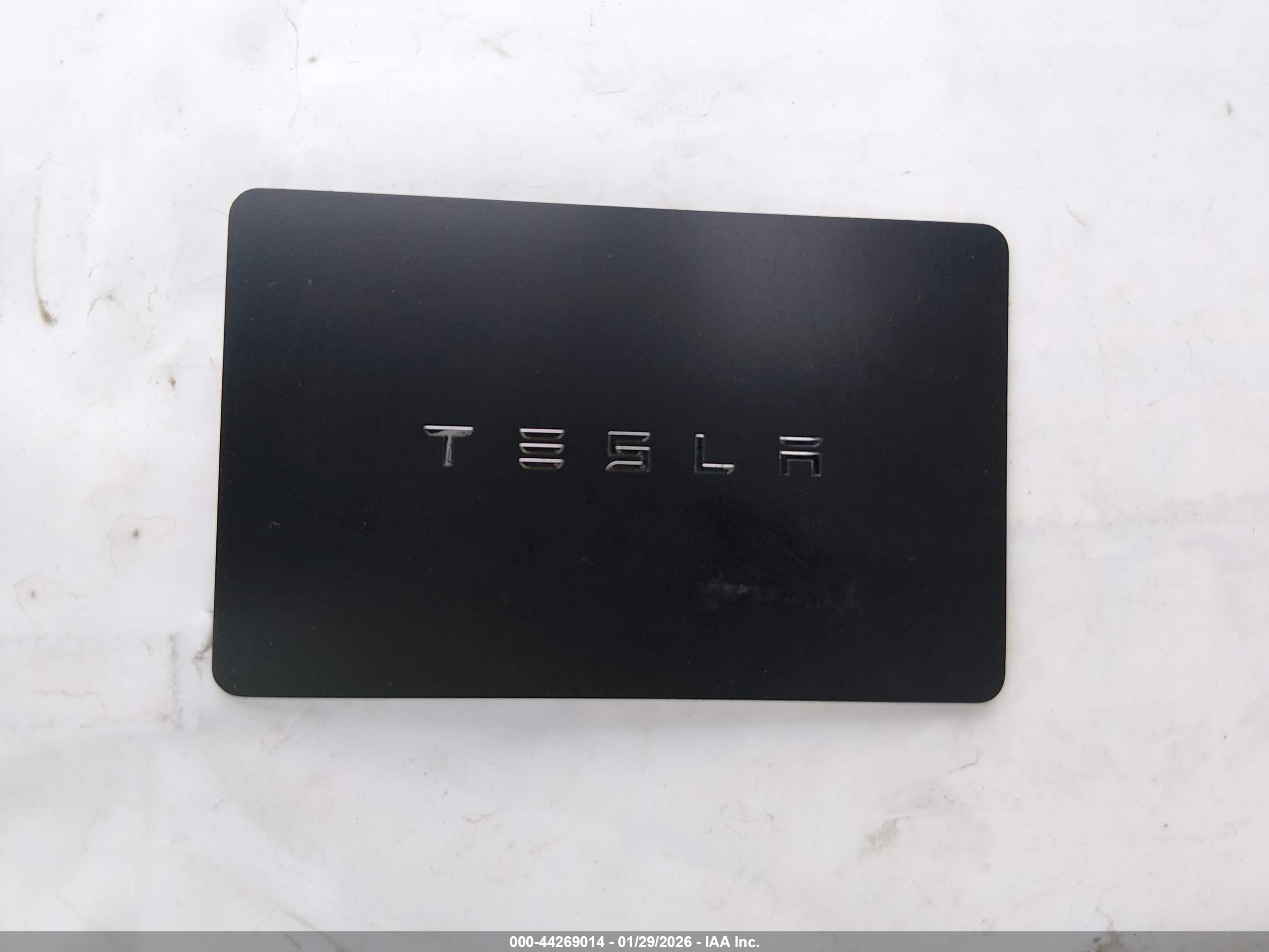 TESLA MODEL image 11