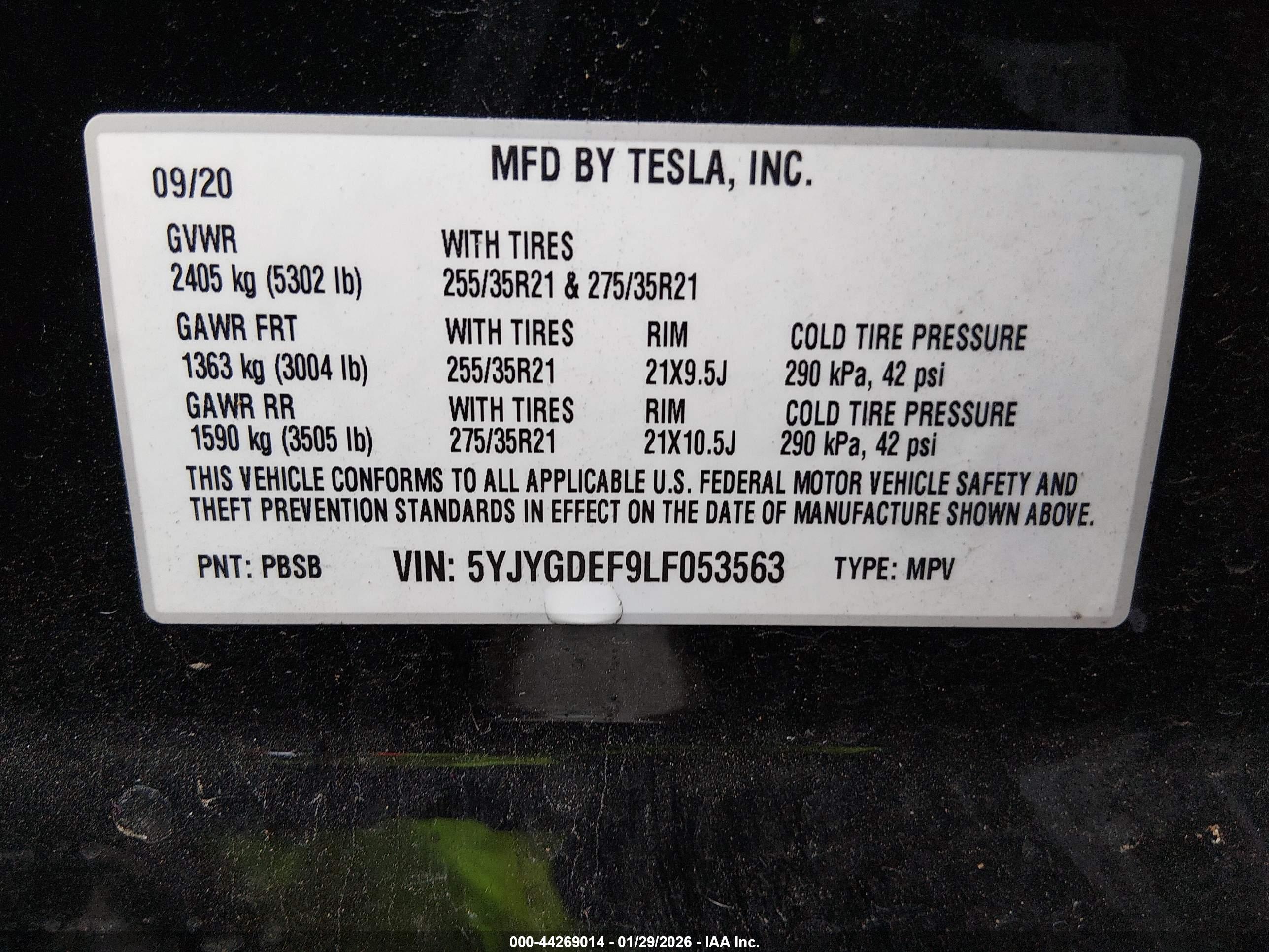 TESLA MODEL image 9