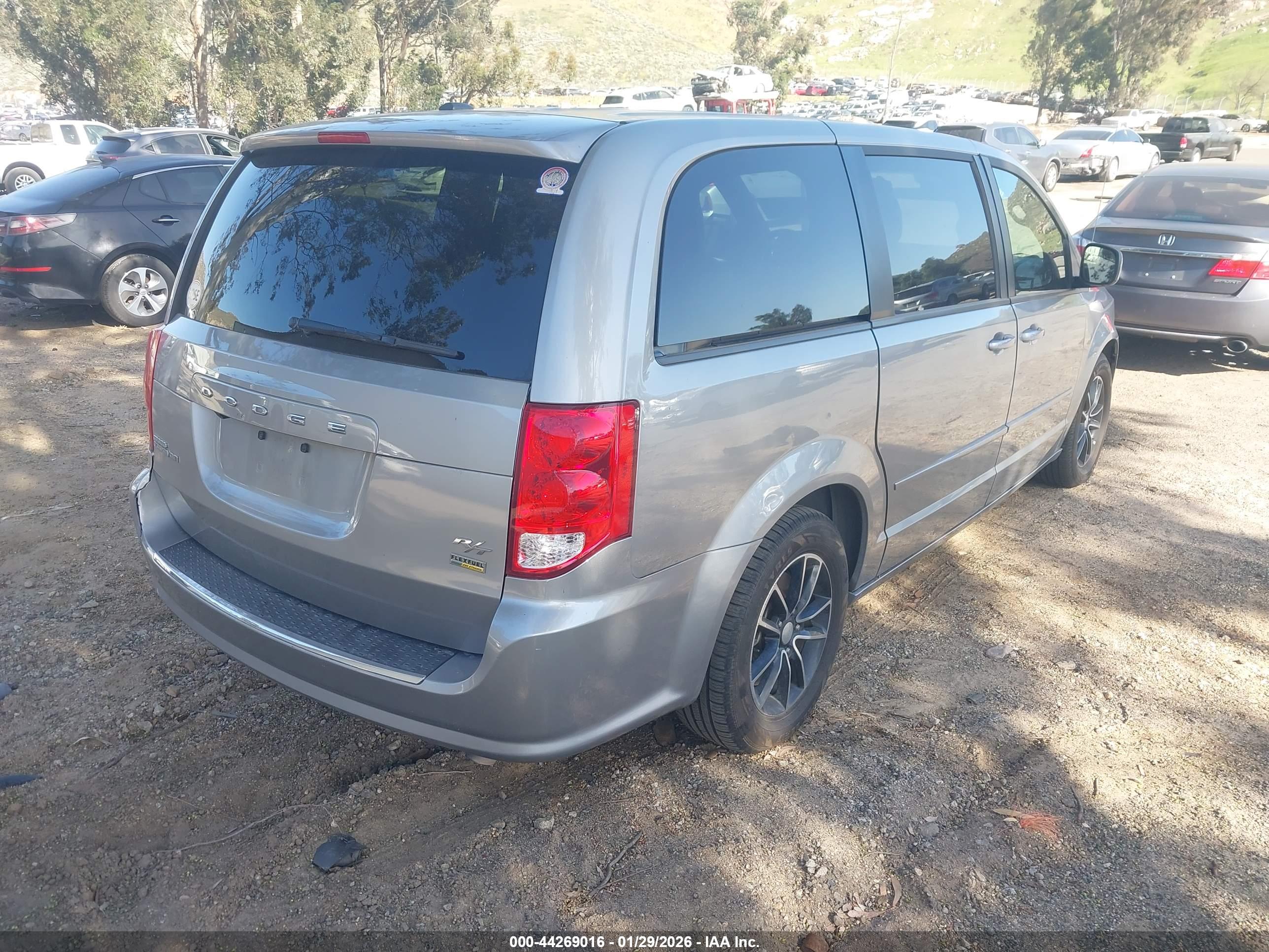 DODGE GRAND image 4