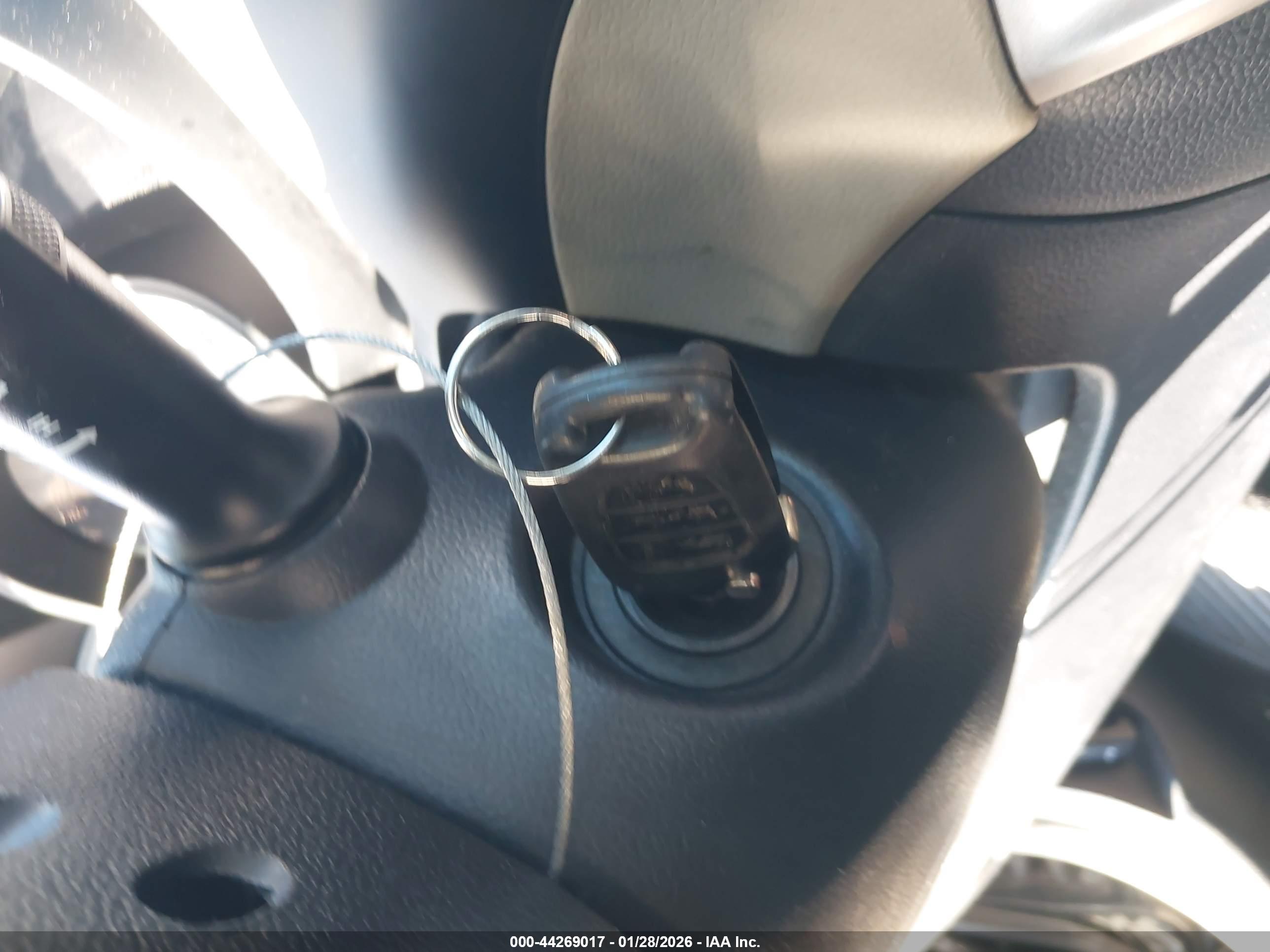 KIA RIO image 11