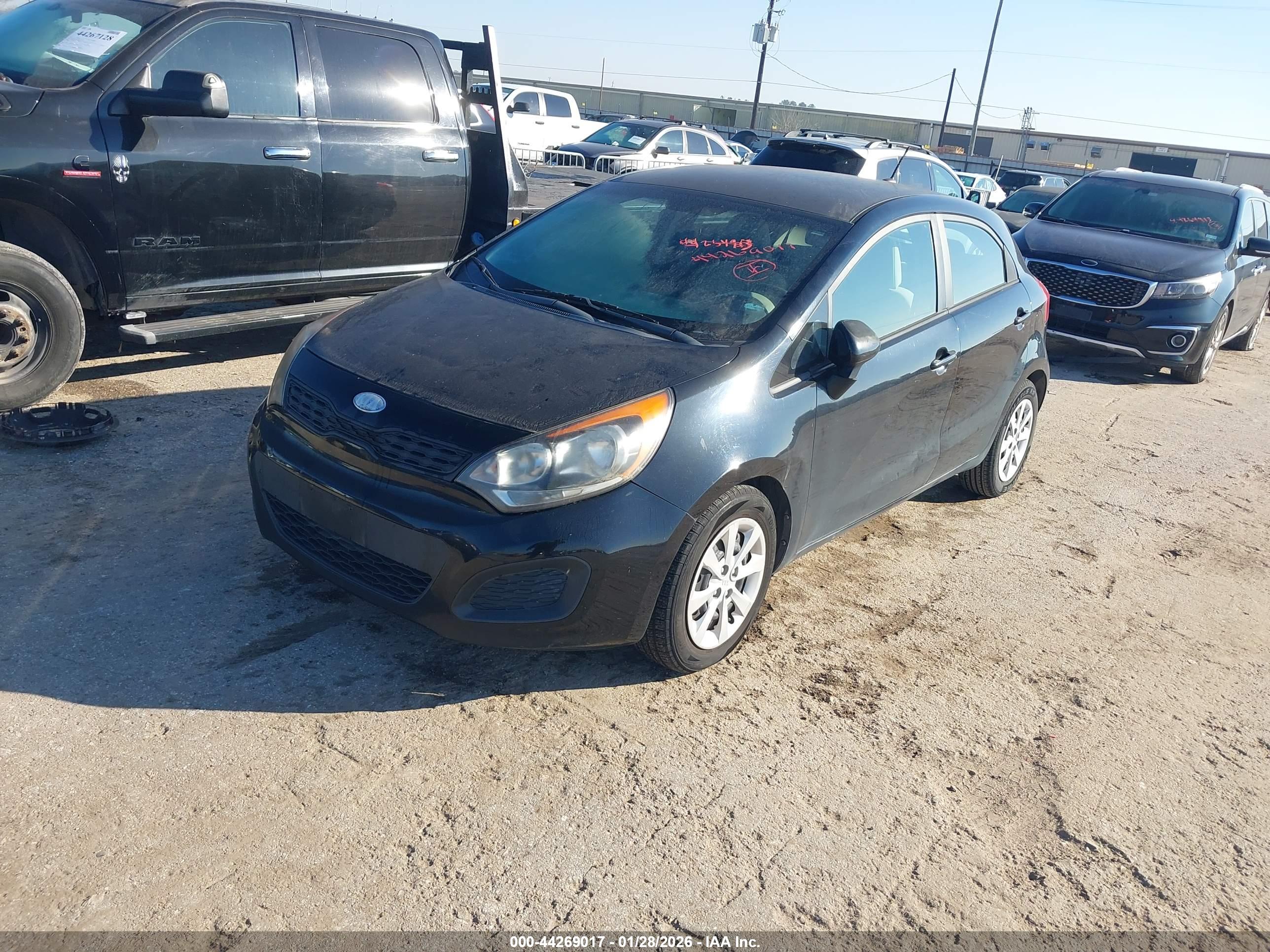 KIA RIO image 2