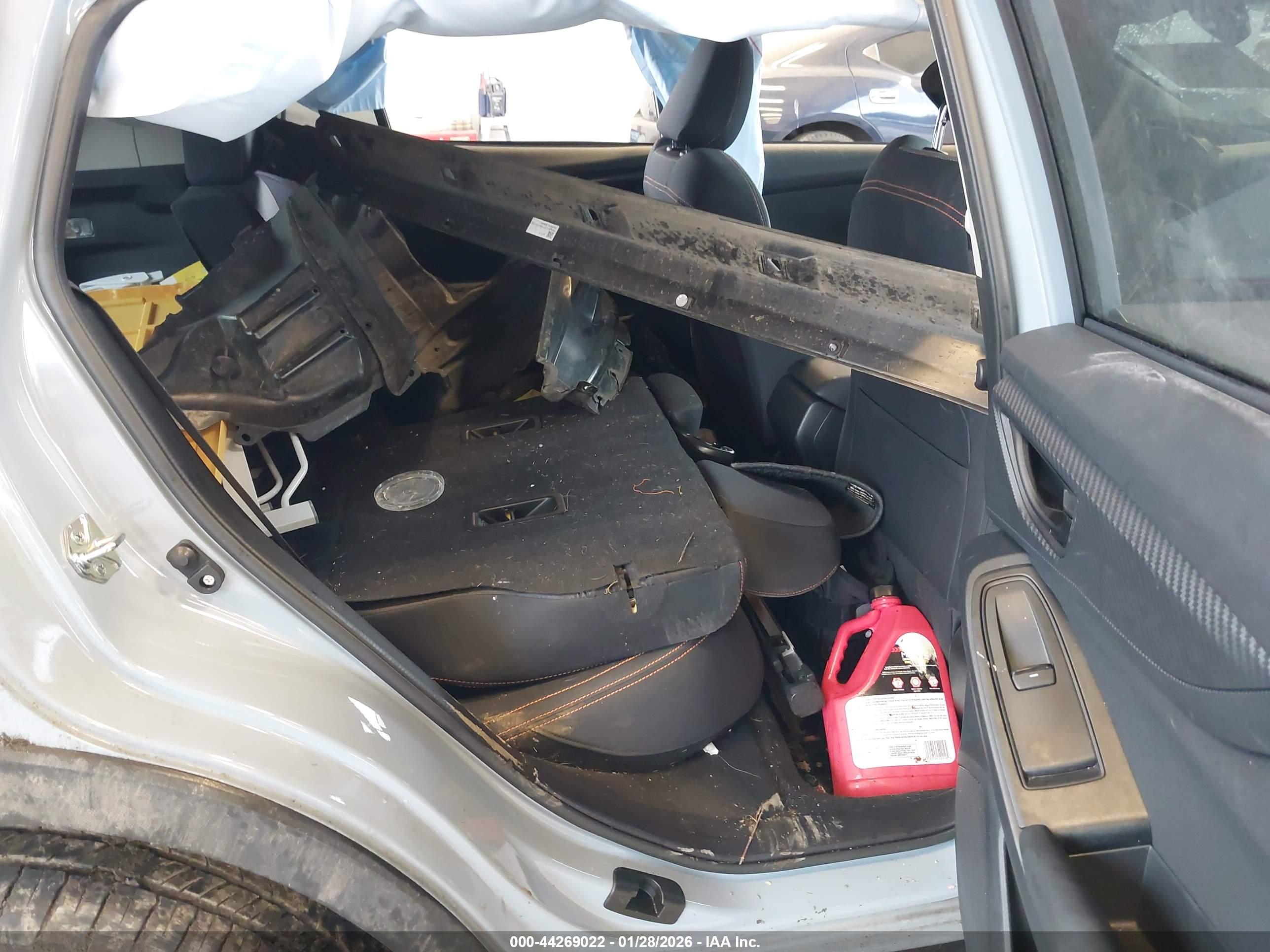 SUBARU CROSSTREK image 8