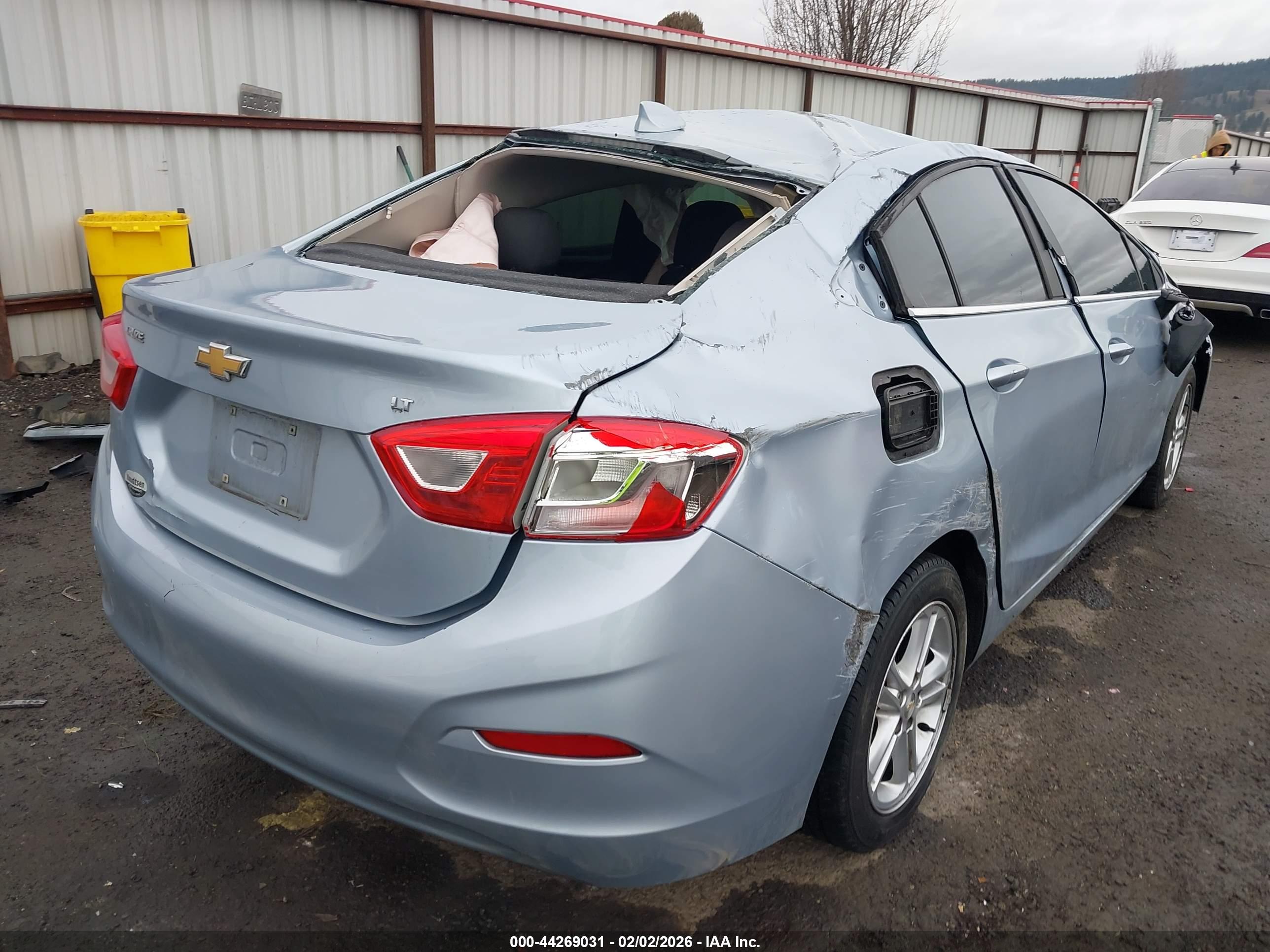 CHEVROLET CRUZE image 4