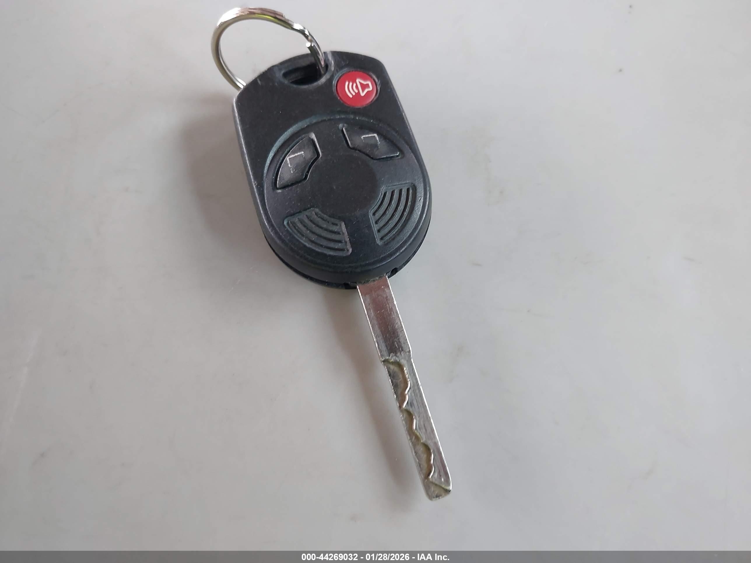 FORD ESCAPE image 11