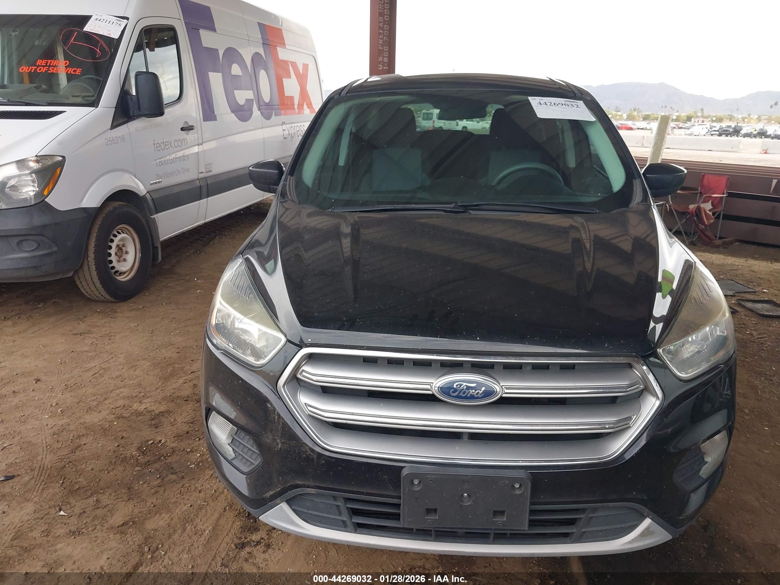 FORD ESCAPE image 6