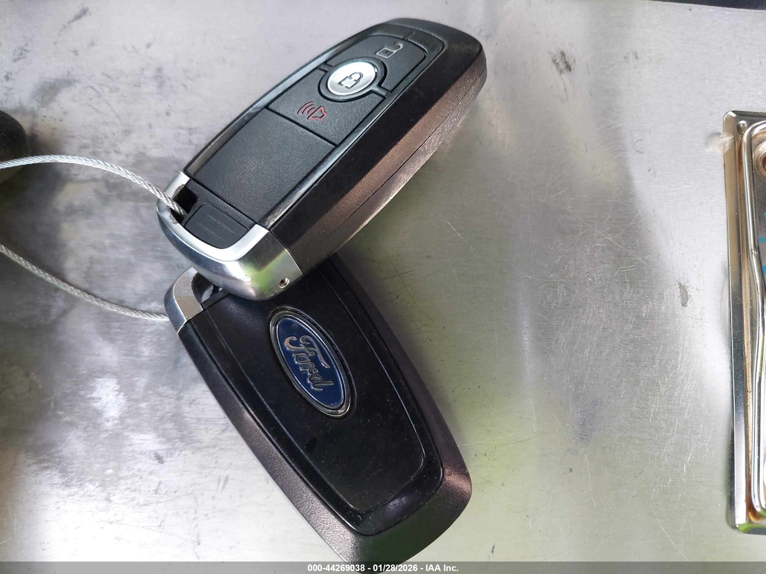 FORD EDGE image 11