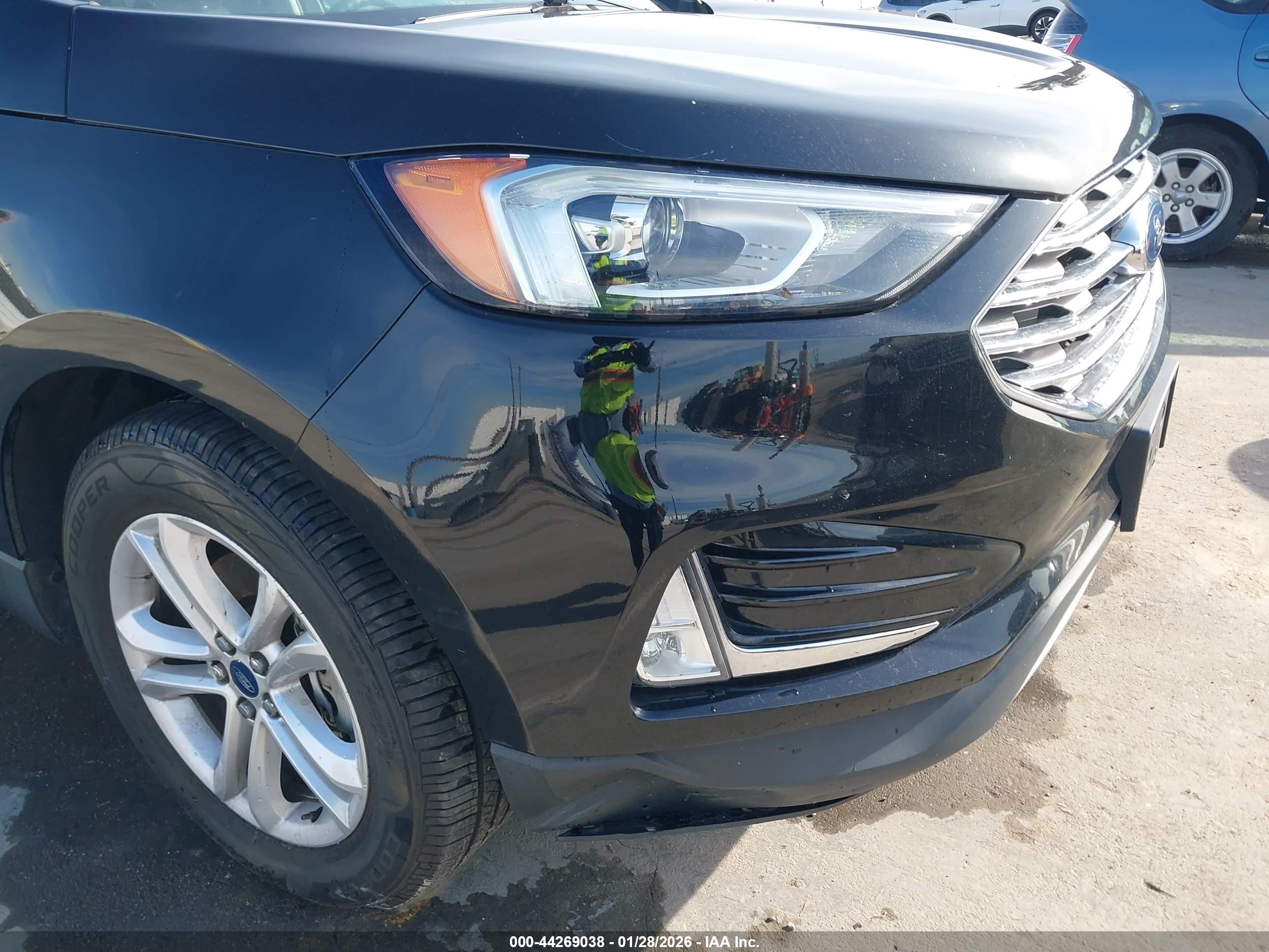 FORD EDGE image 6
