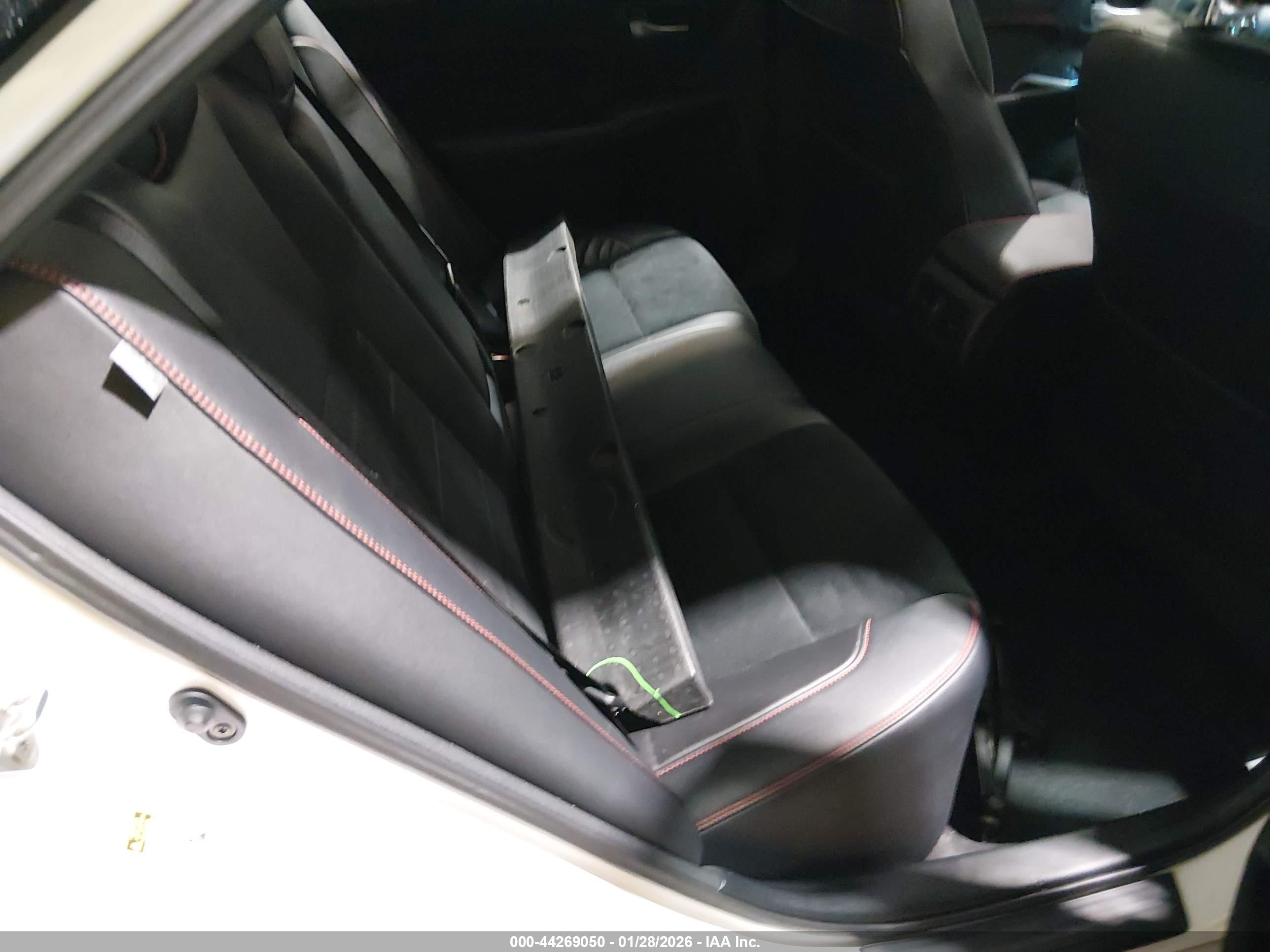TOYOTA CAMRY image 8