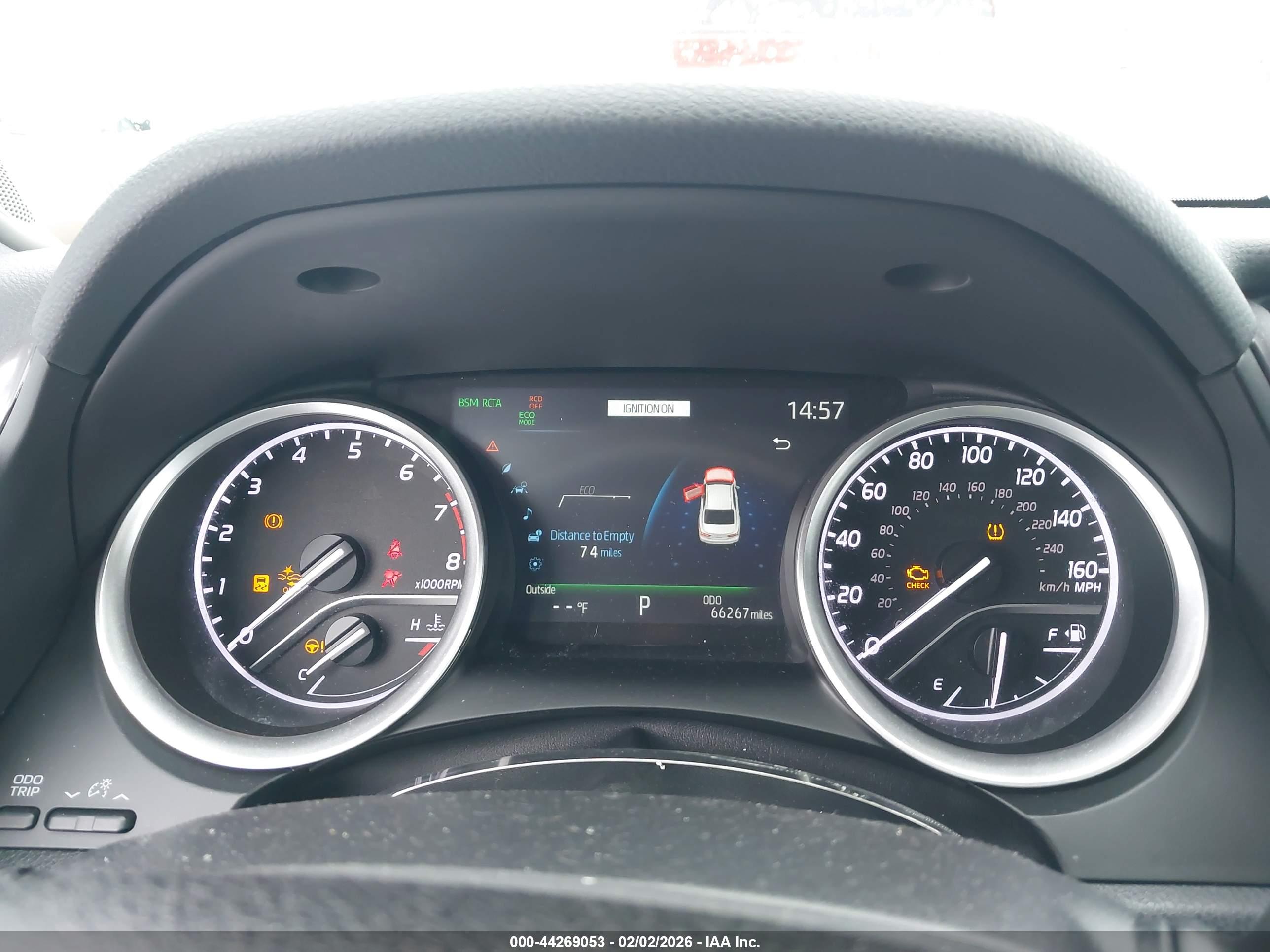 TOYOTA CAMRY image 7