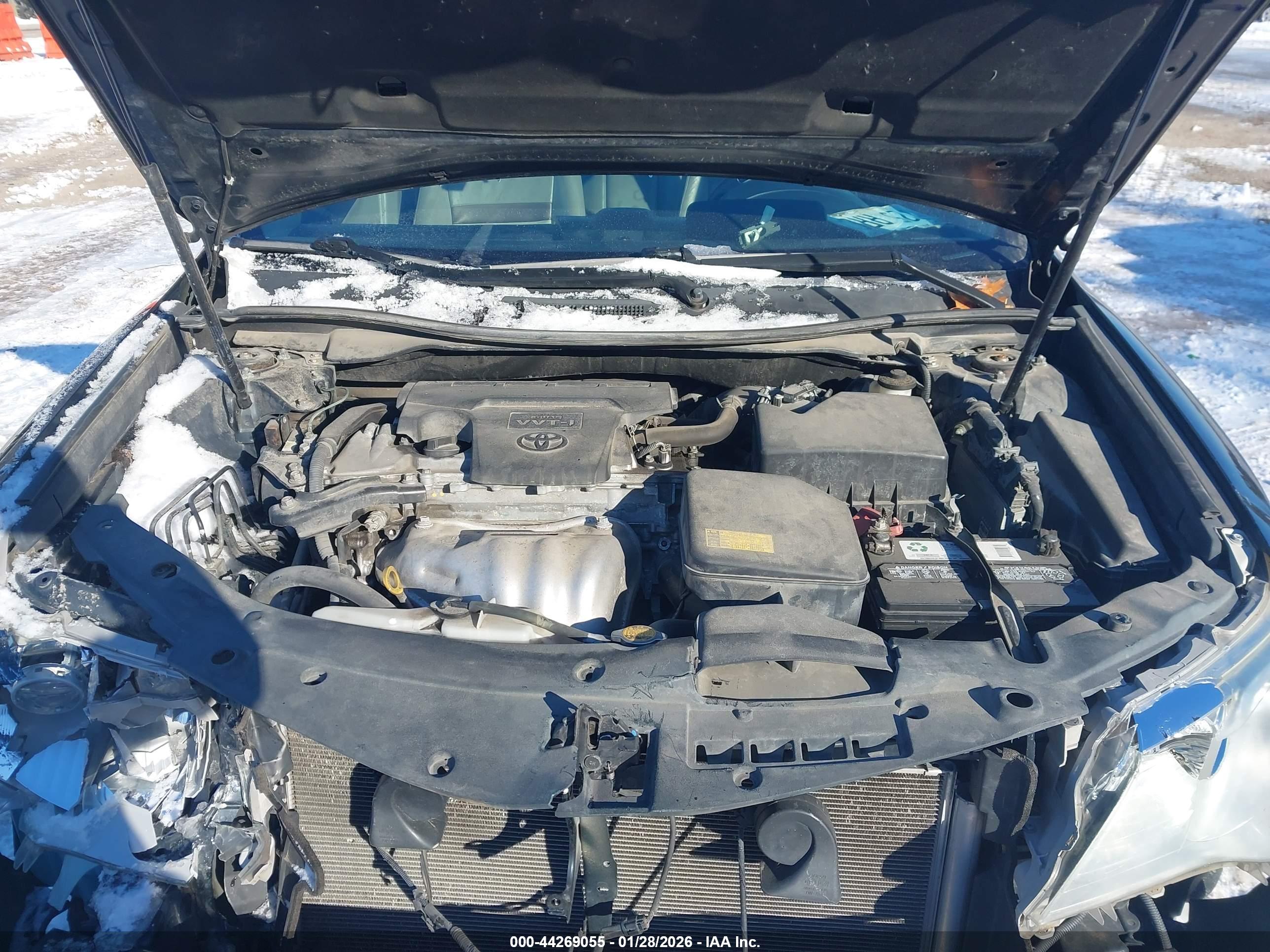 TOYOTA CAMRY image 10