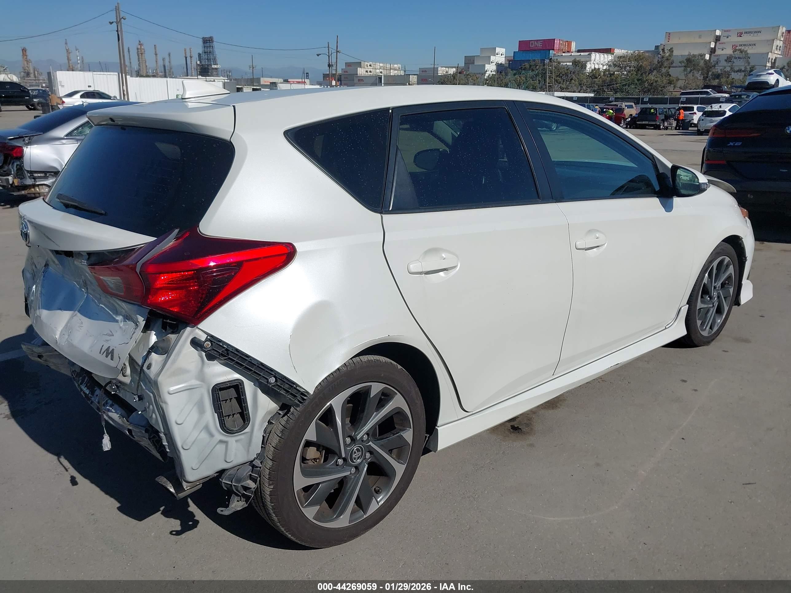 TOYOTA COROLLA image 4