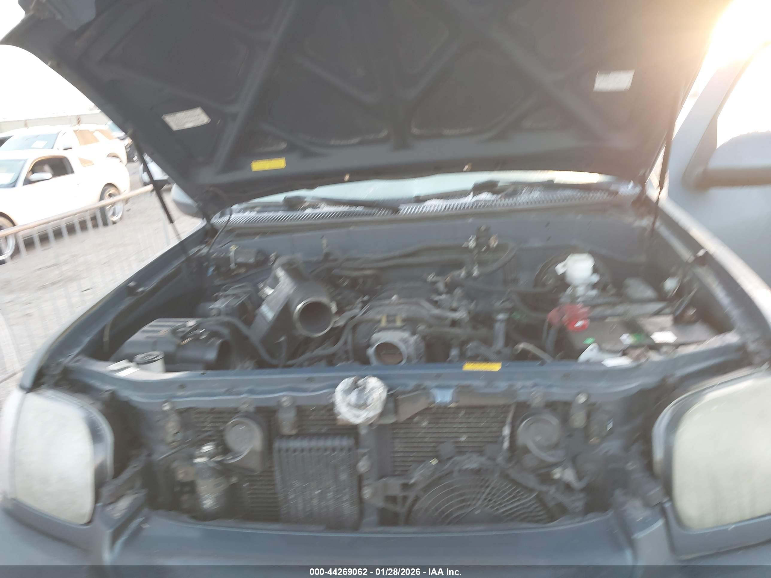 TOYOTA SEQUOIA image 10