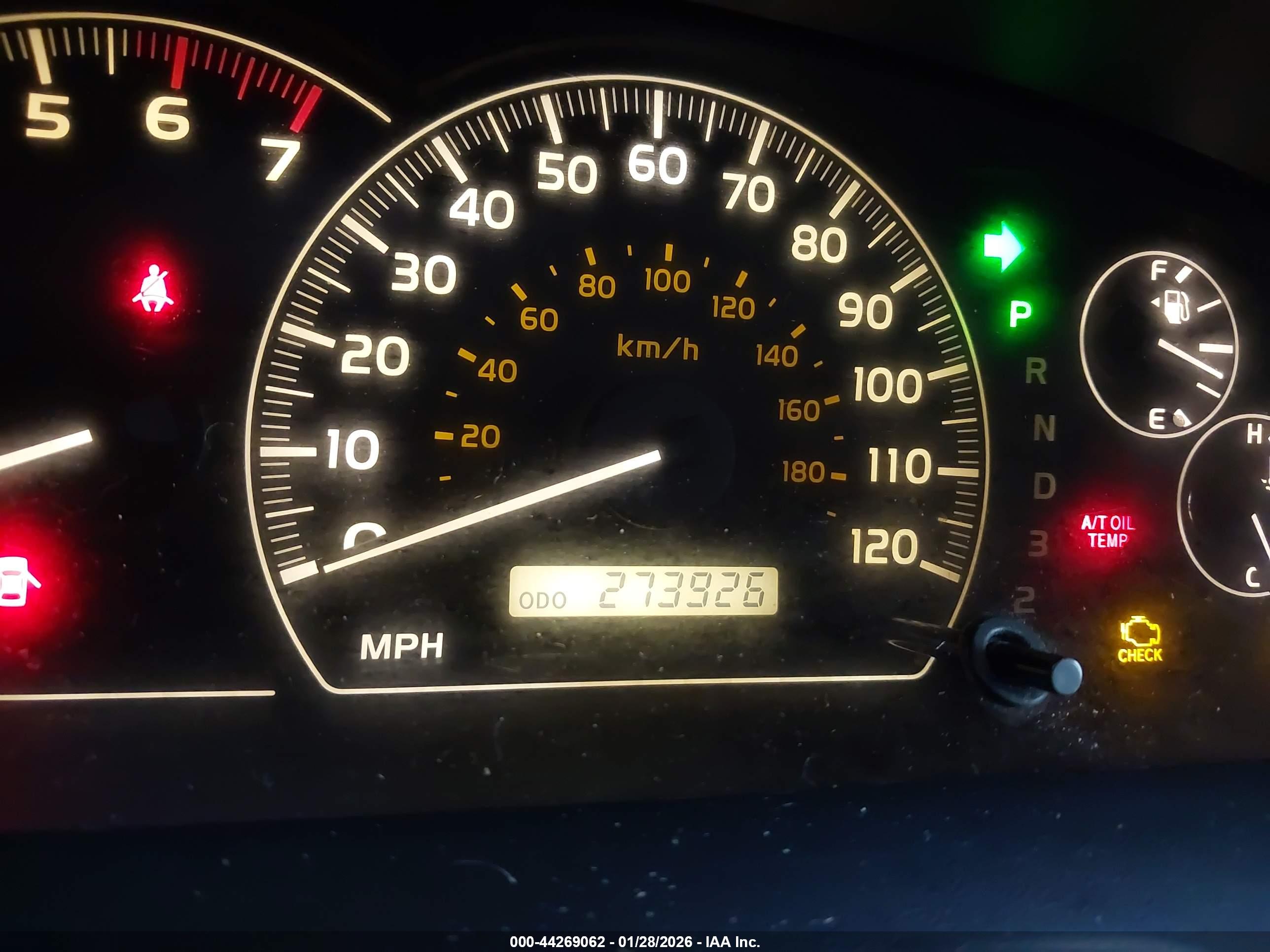 TOYOTA SEQUOIA image 7