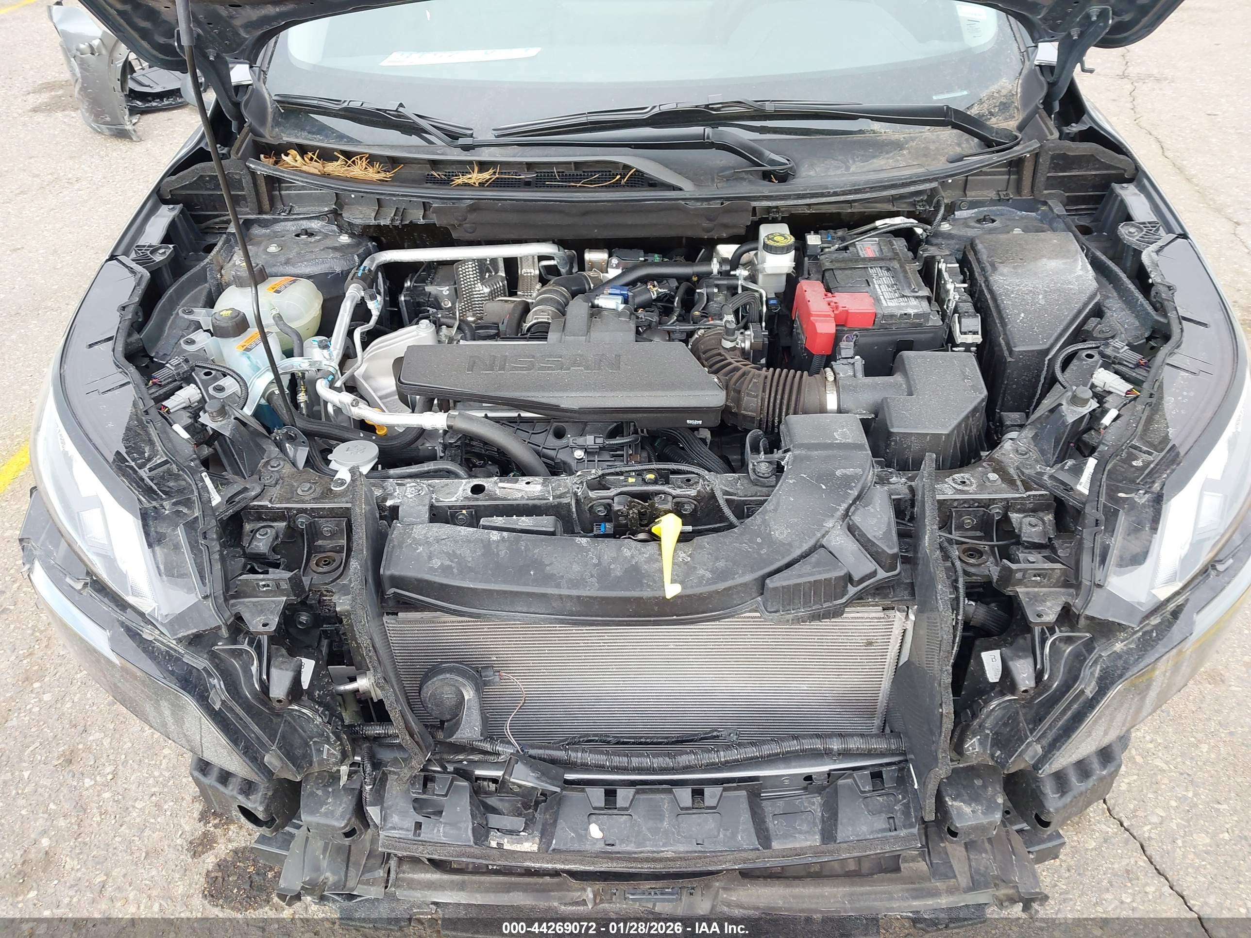 NISSAN ROGUE image 10