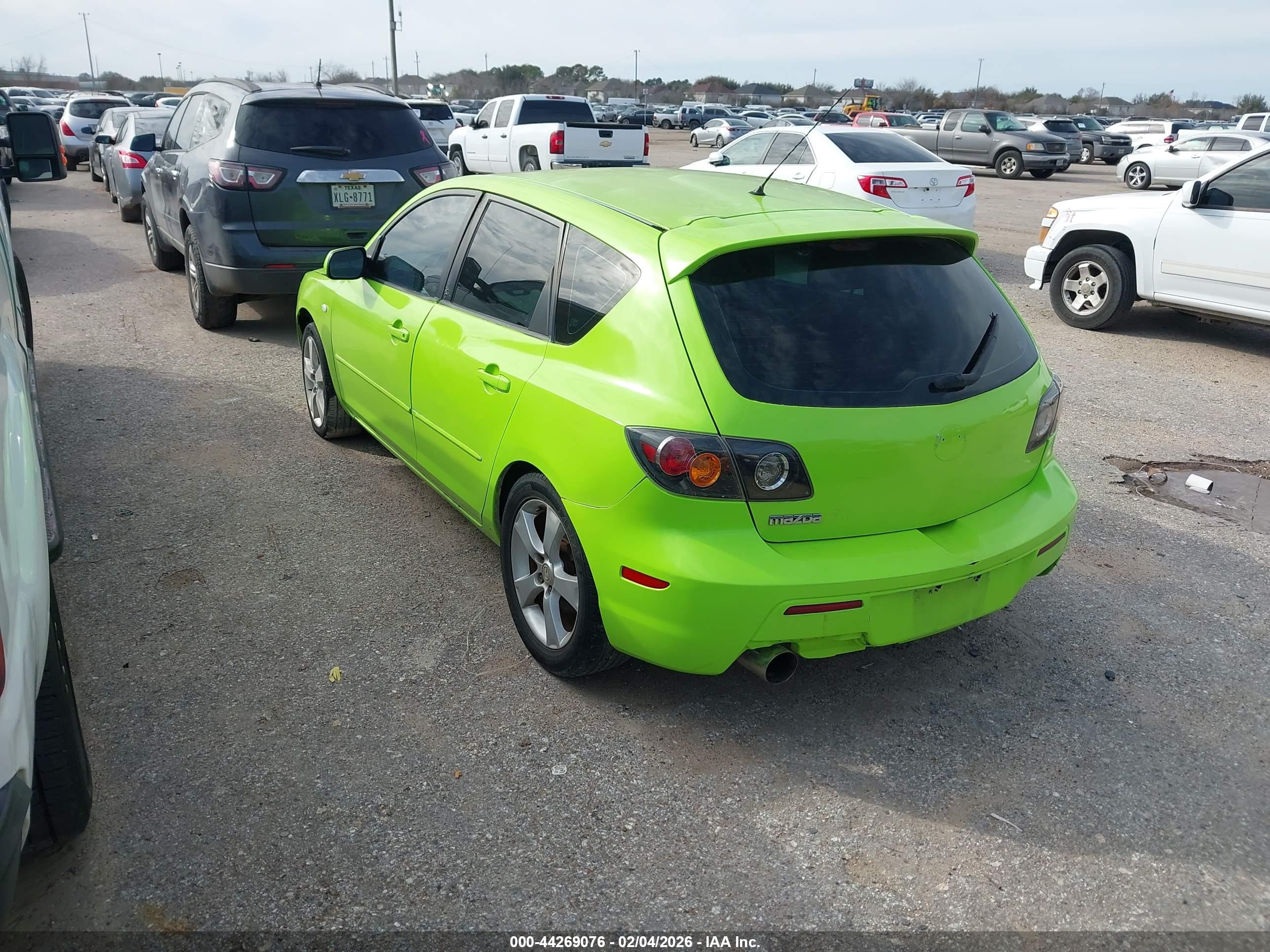 MAZDA MAZDA3 image 3