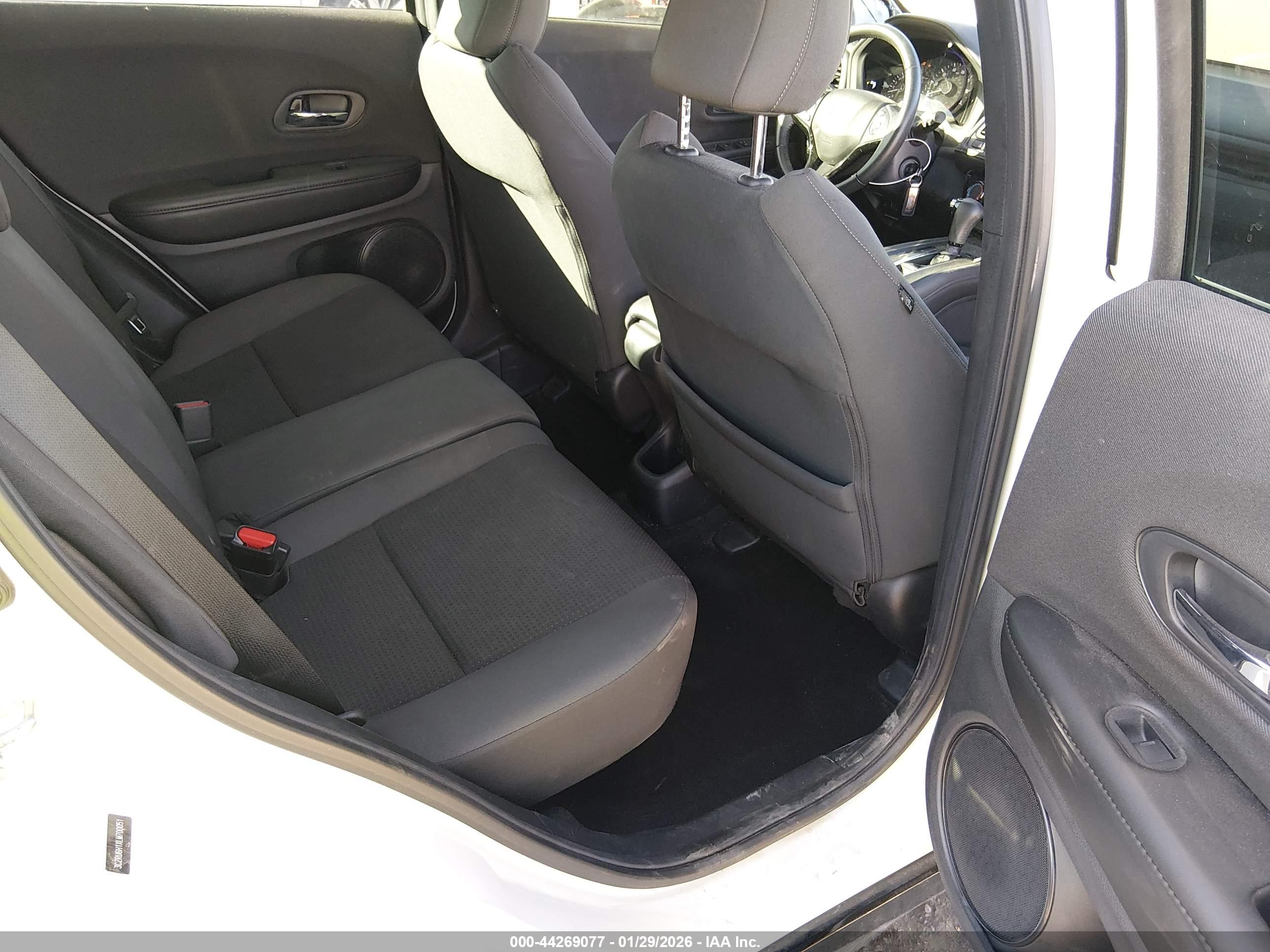 HONDA HR-V image 8