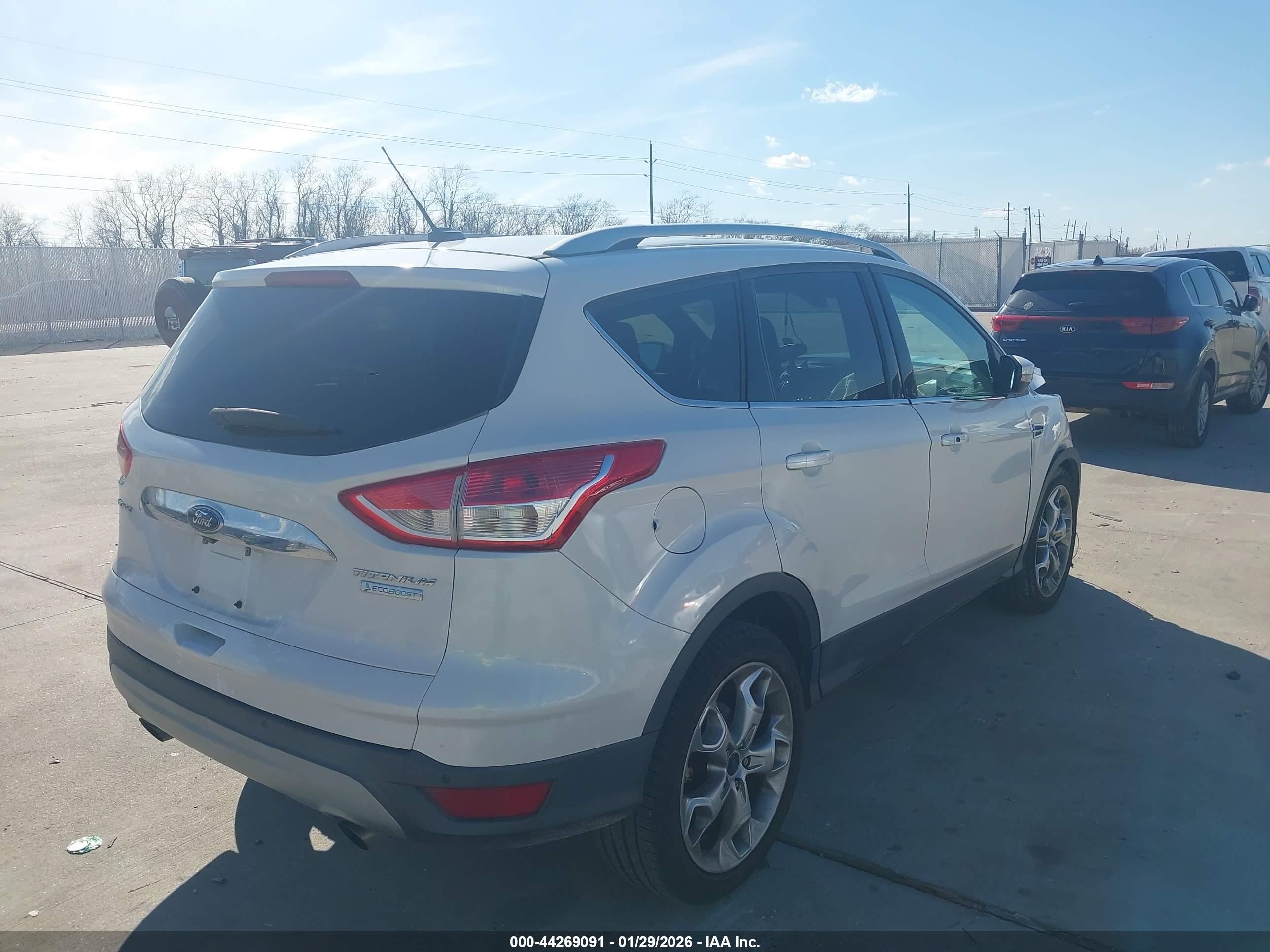 FORD ESCAPE image 4