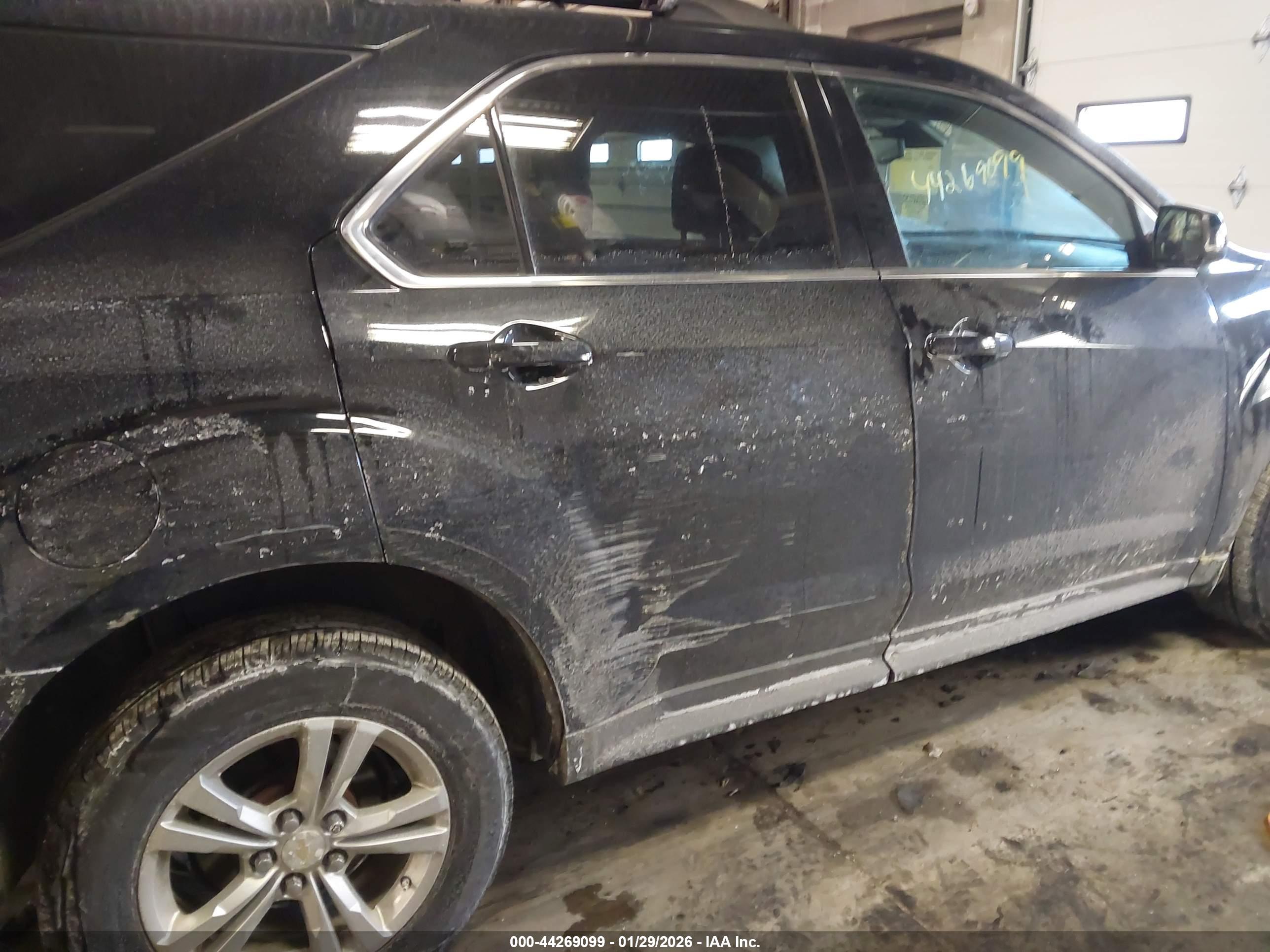 CHEVROLET EQUINOX image 6