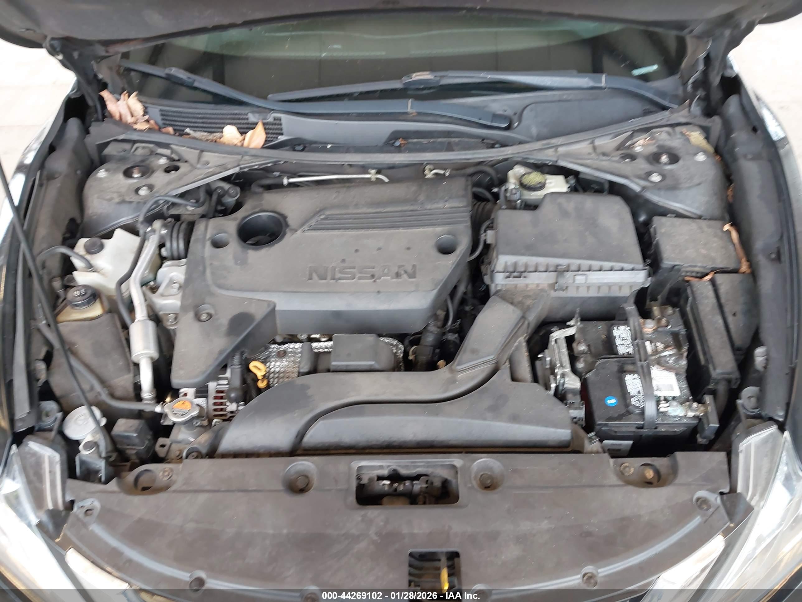 NISSAN ALTIMA image 10