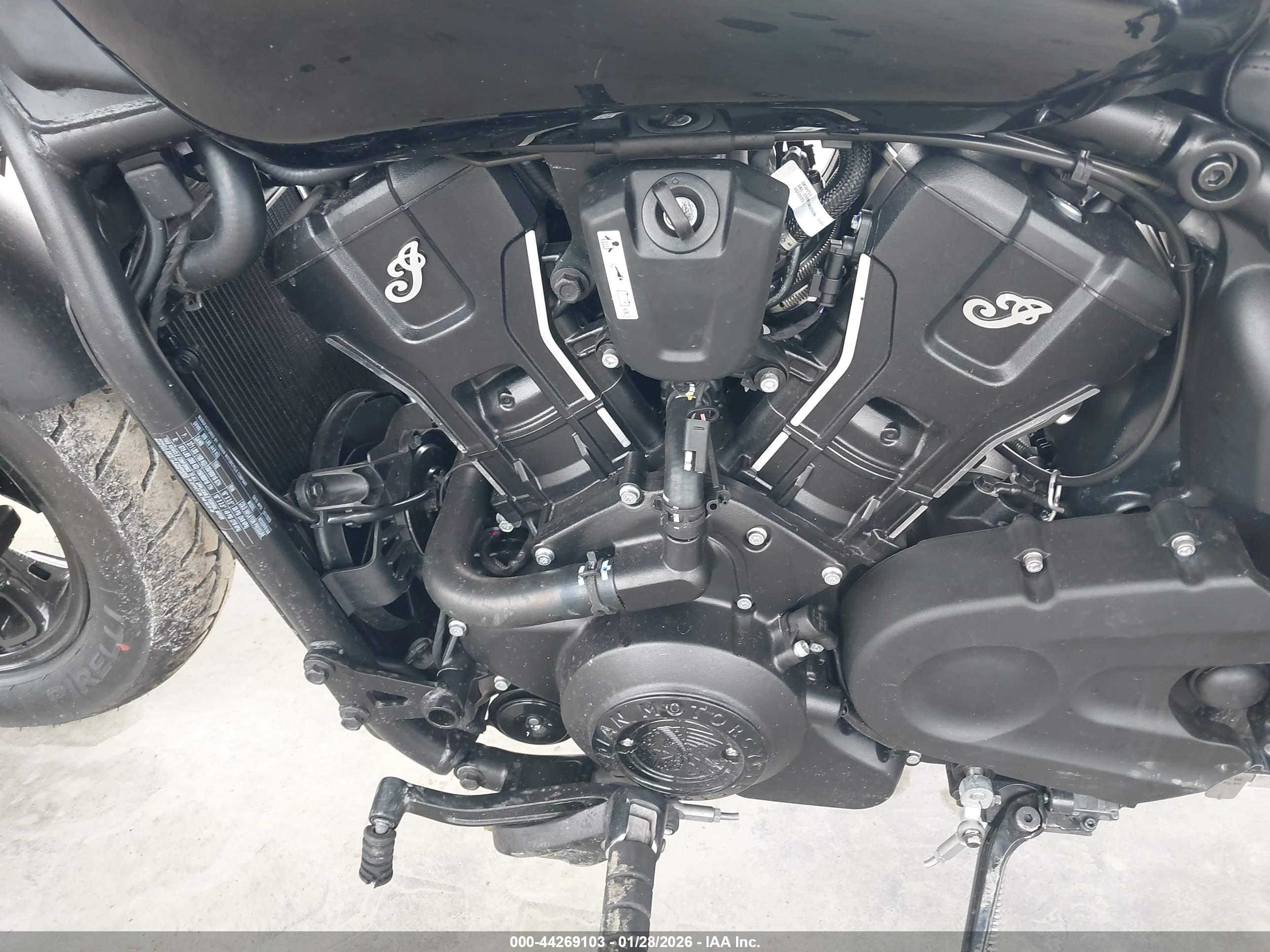 INDIAN MOTORCYCLE image 9