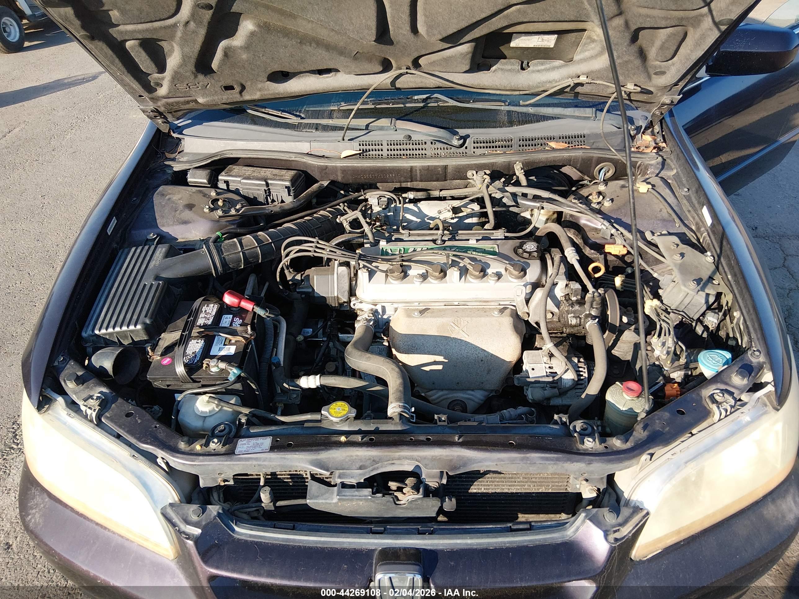 HONDA ACCORD image 10