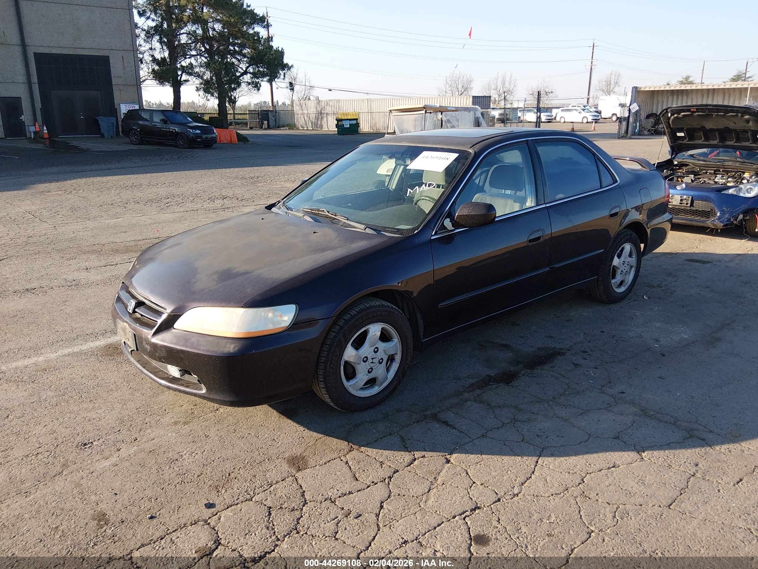 HONDA ACCORD image 2