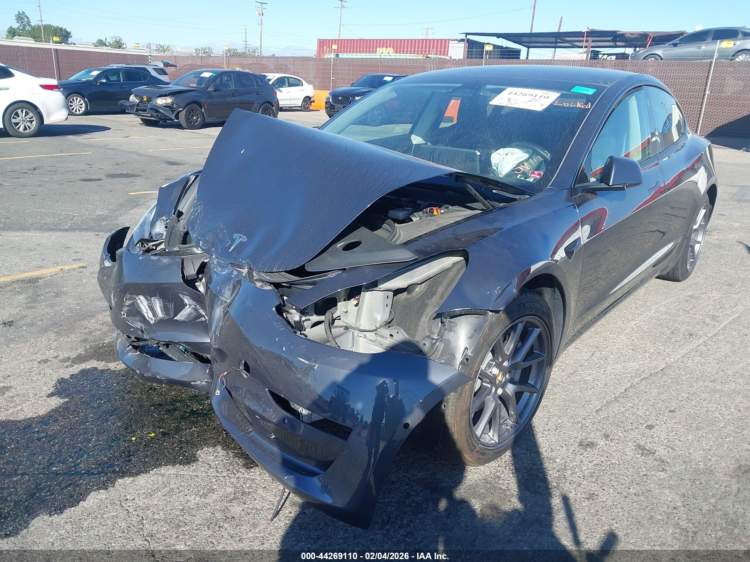 TESLA MODEL image 2