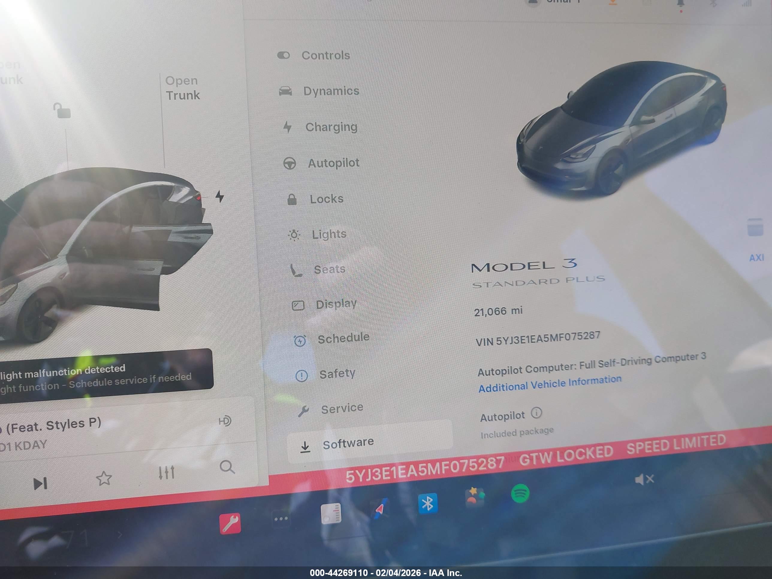 TESLA MODEL image 7