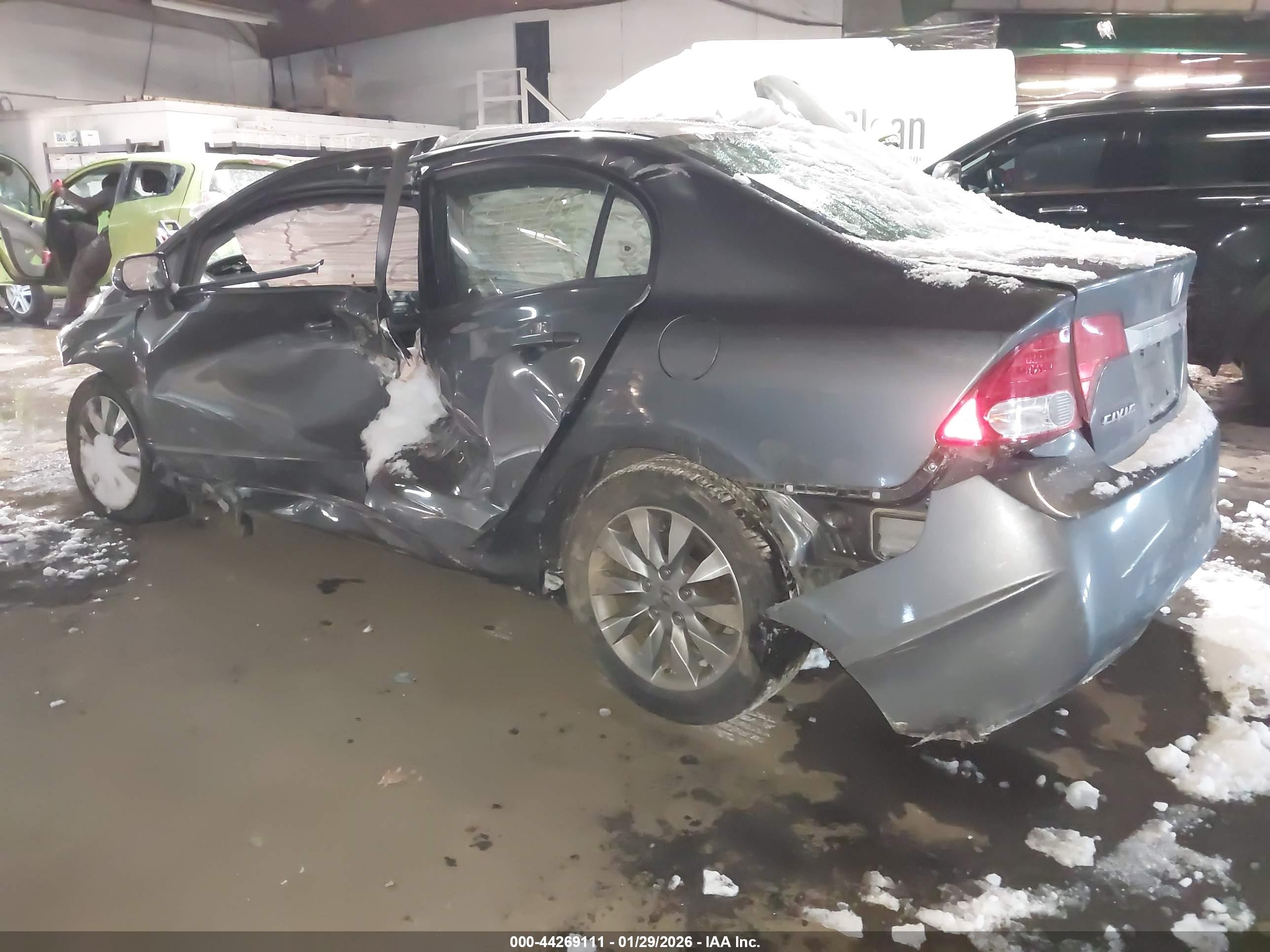 HONDA CIVIC image 3
