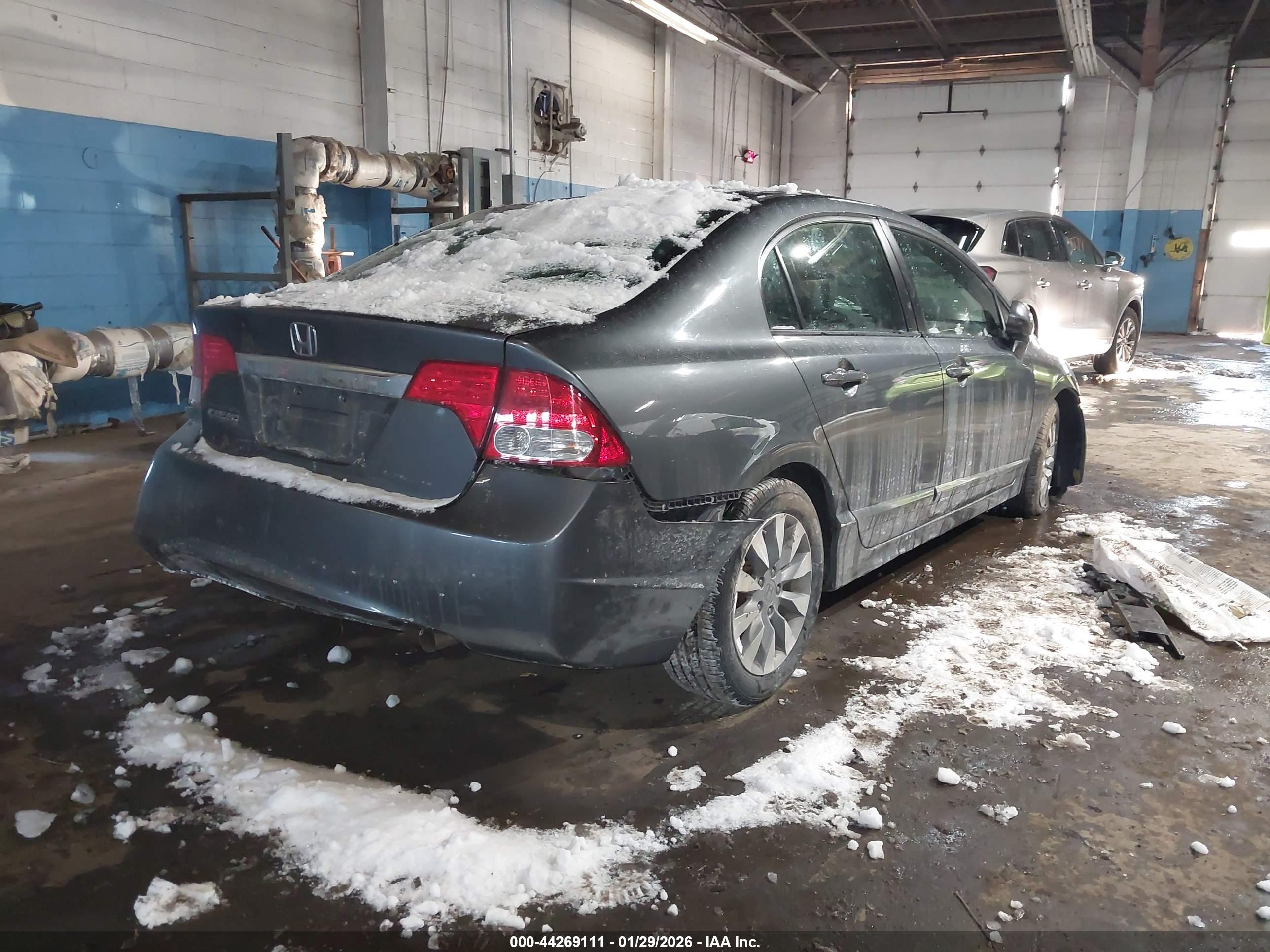 HONDA CIVIC image 4
