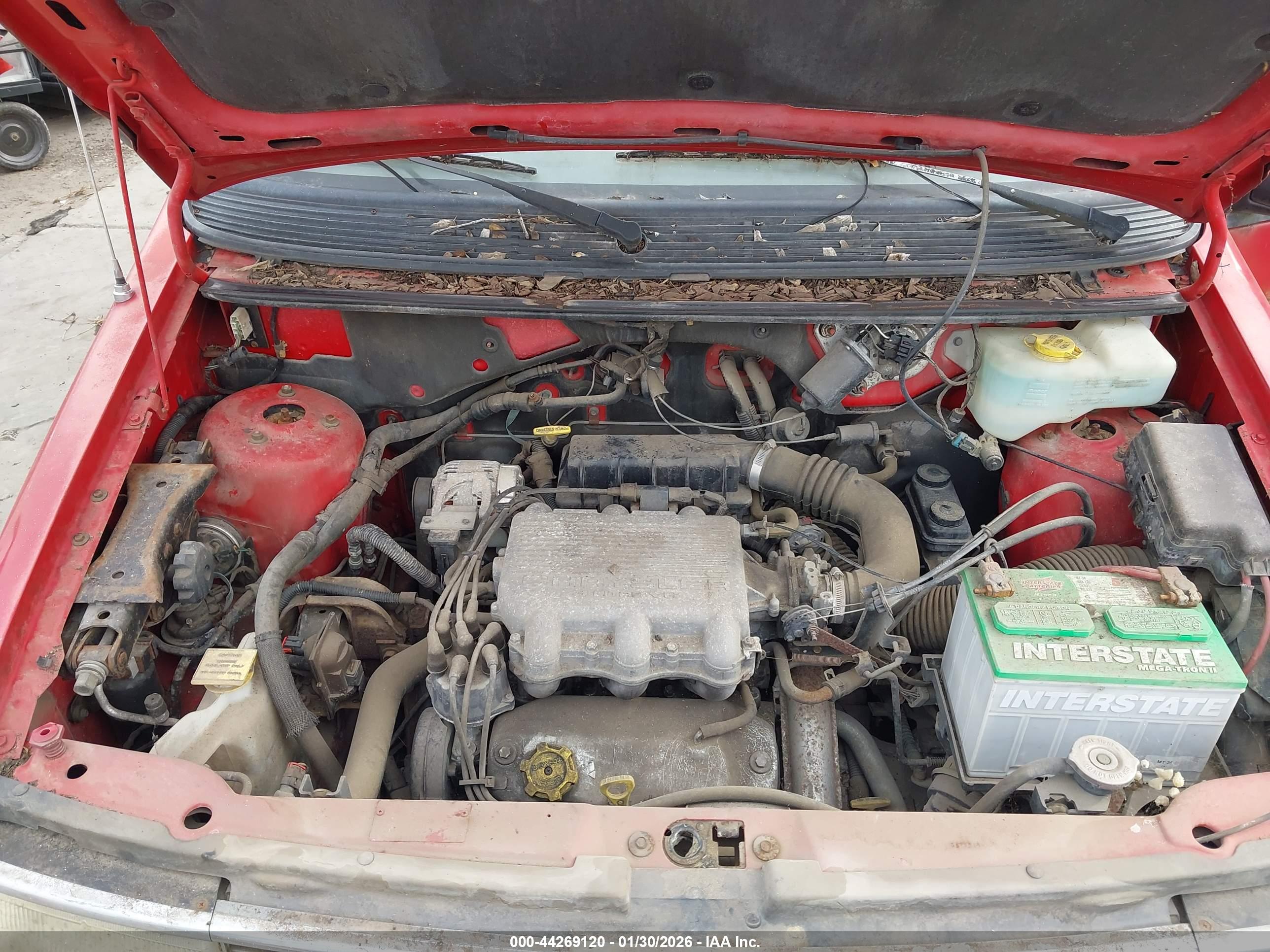 PLYMOUTH VOYAGER image 10