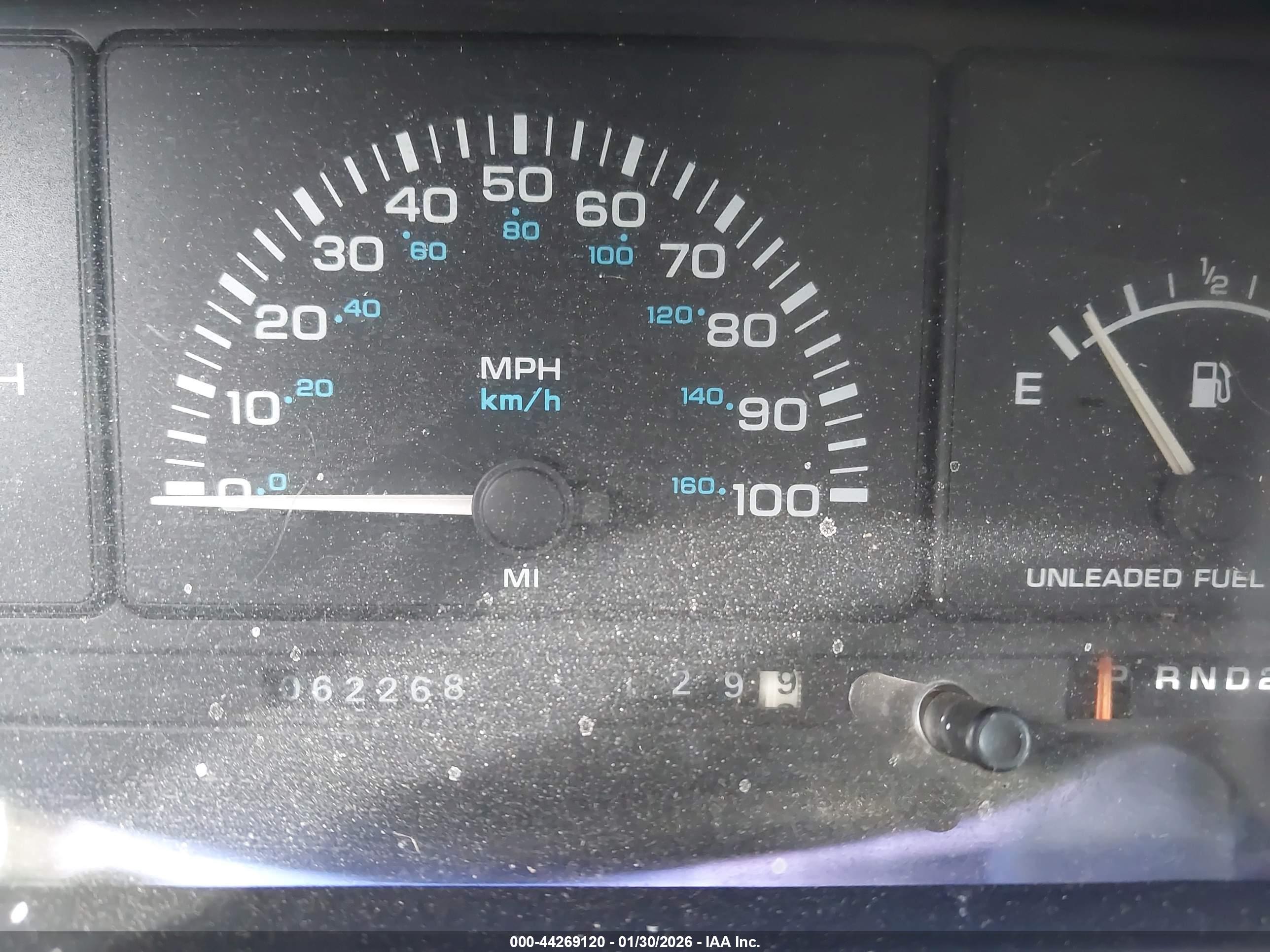 PLYMOUTH VOYAGER image 7