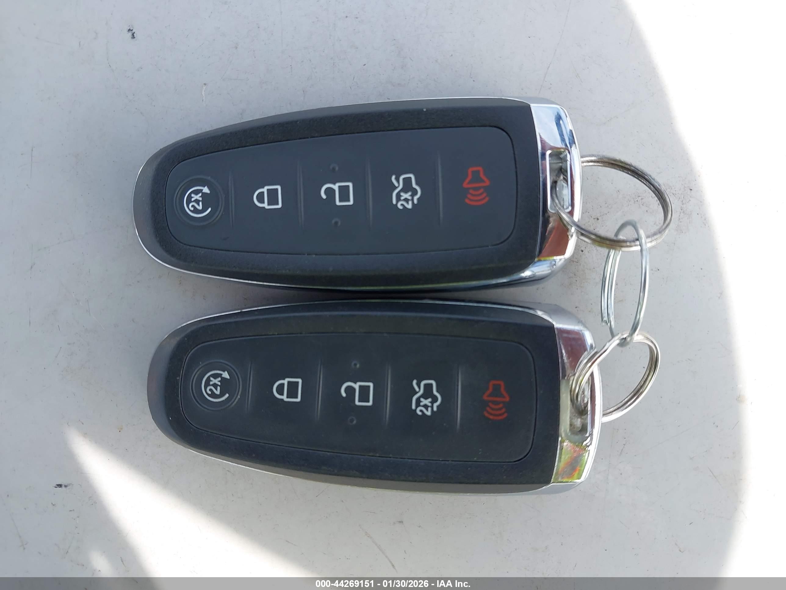 FORD FOCUS image 11