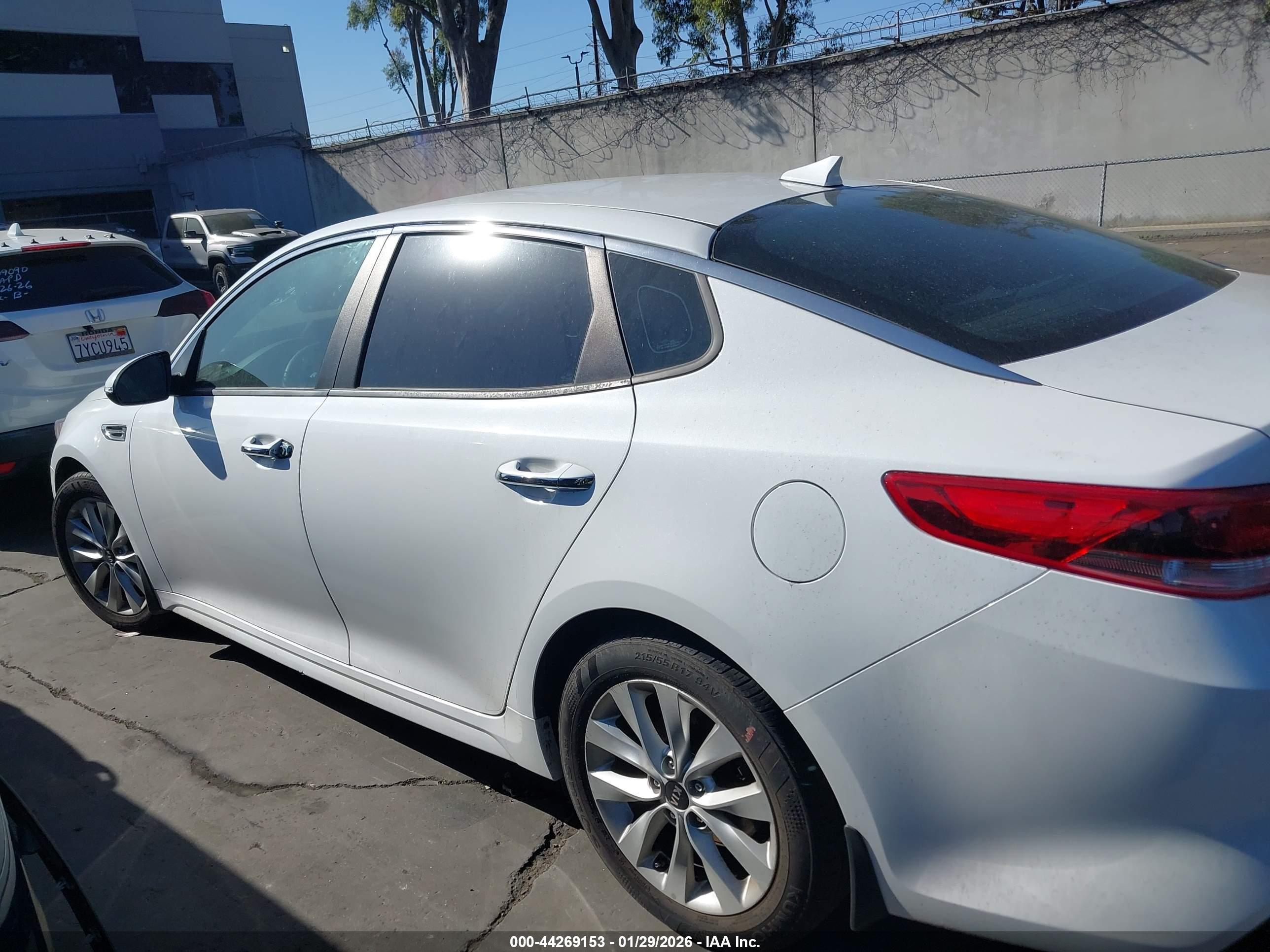 KIA OPTIMA image 6
