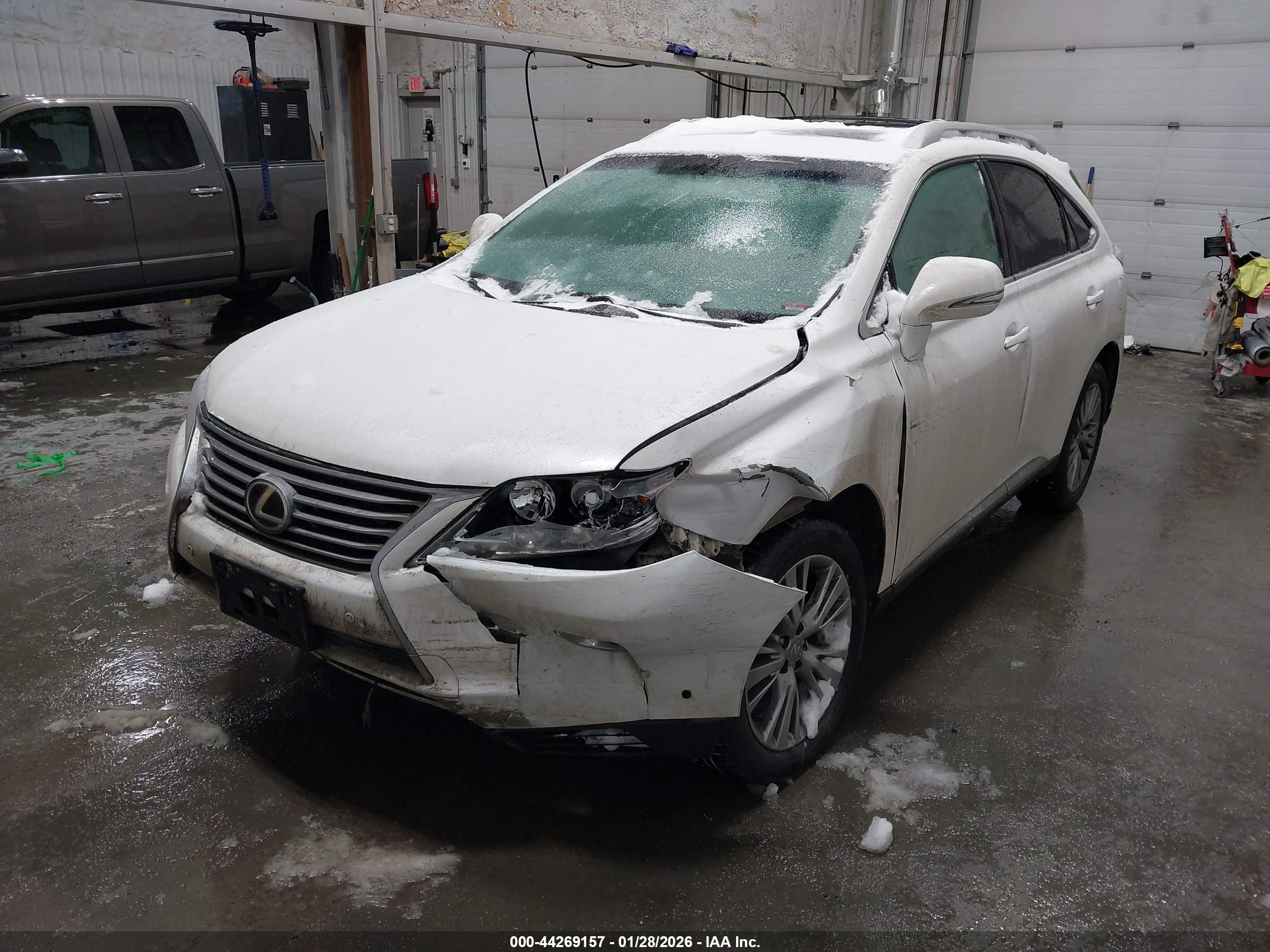 LEXUS RX image 2