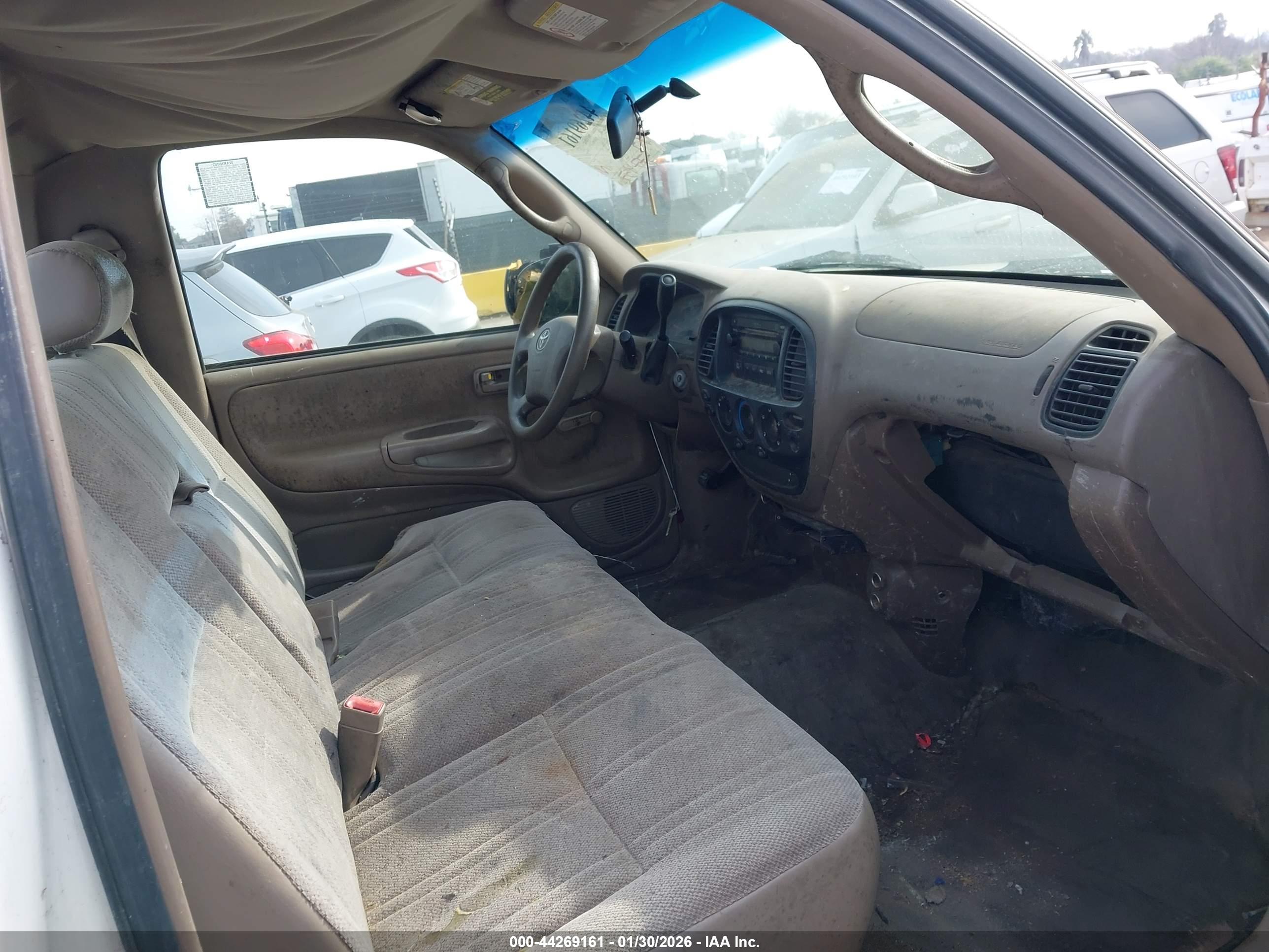 TOYOTA TUNDRA image 5