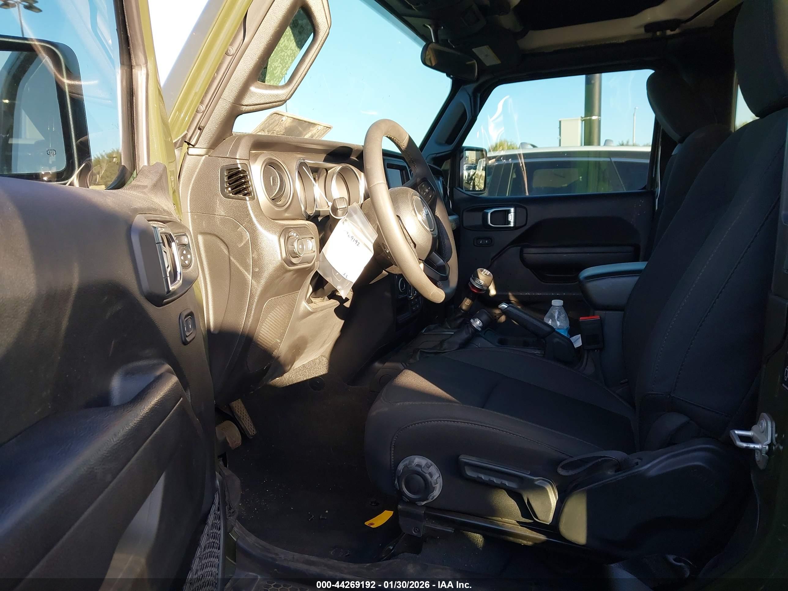 JEEP WRANGLER image 5
